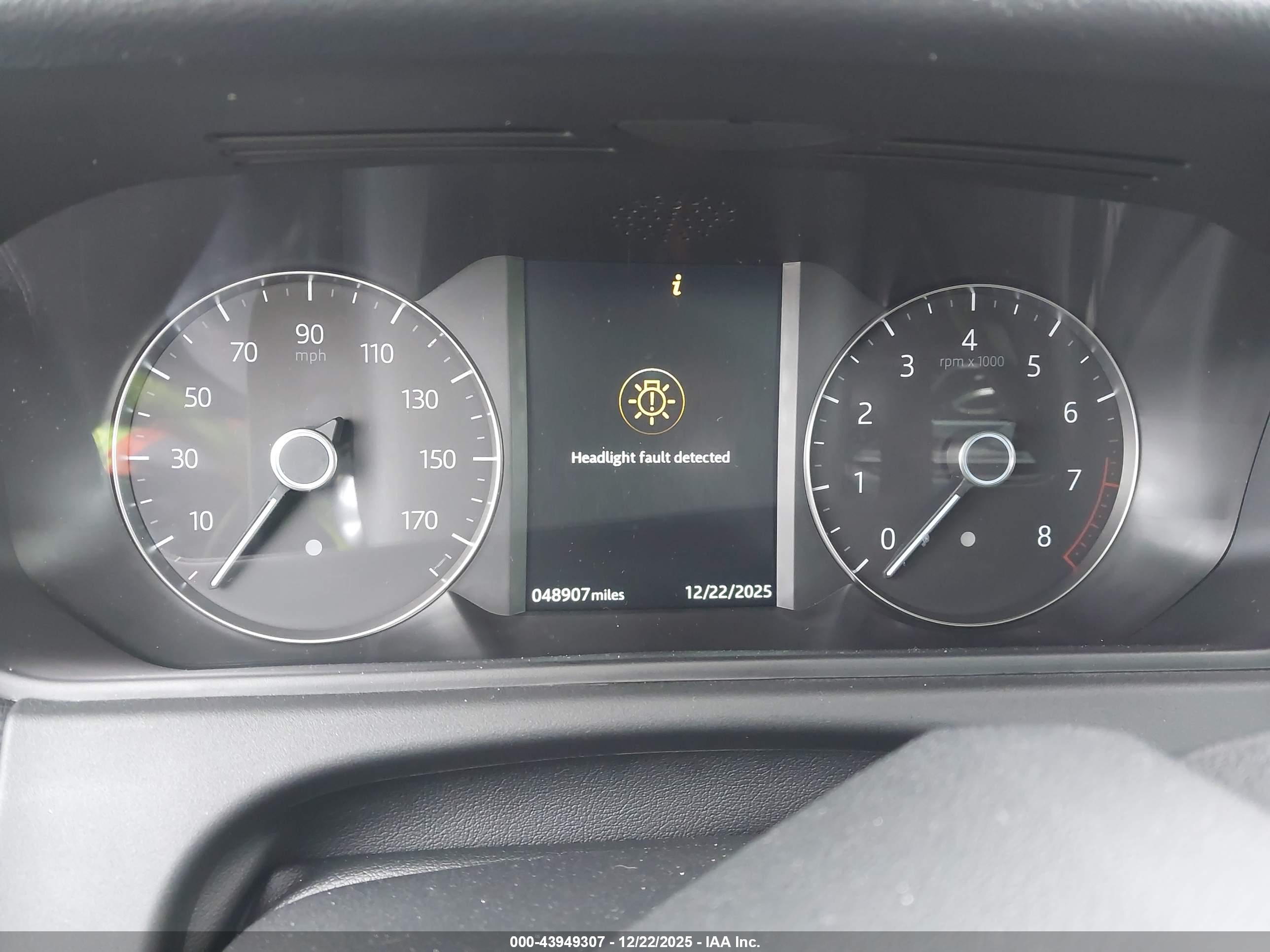 LAND ROVER image 7