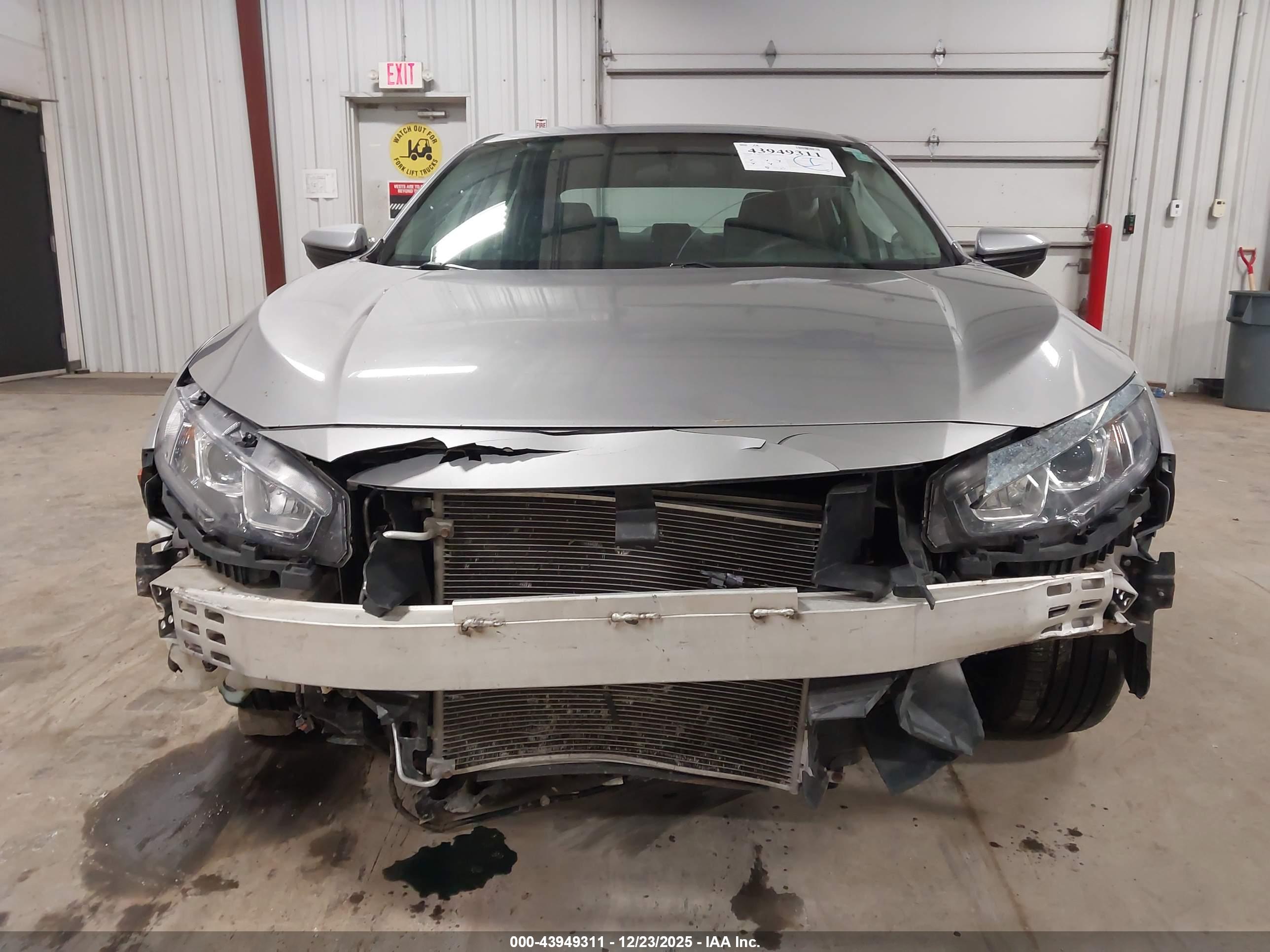 HONDA CIVIC image 6