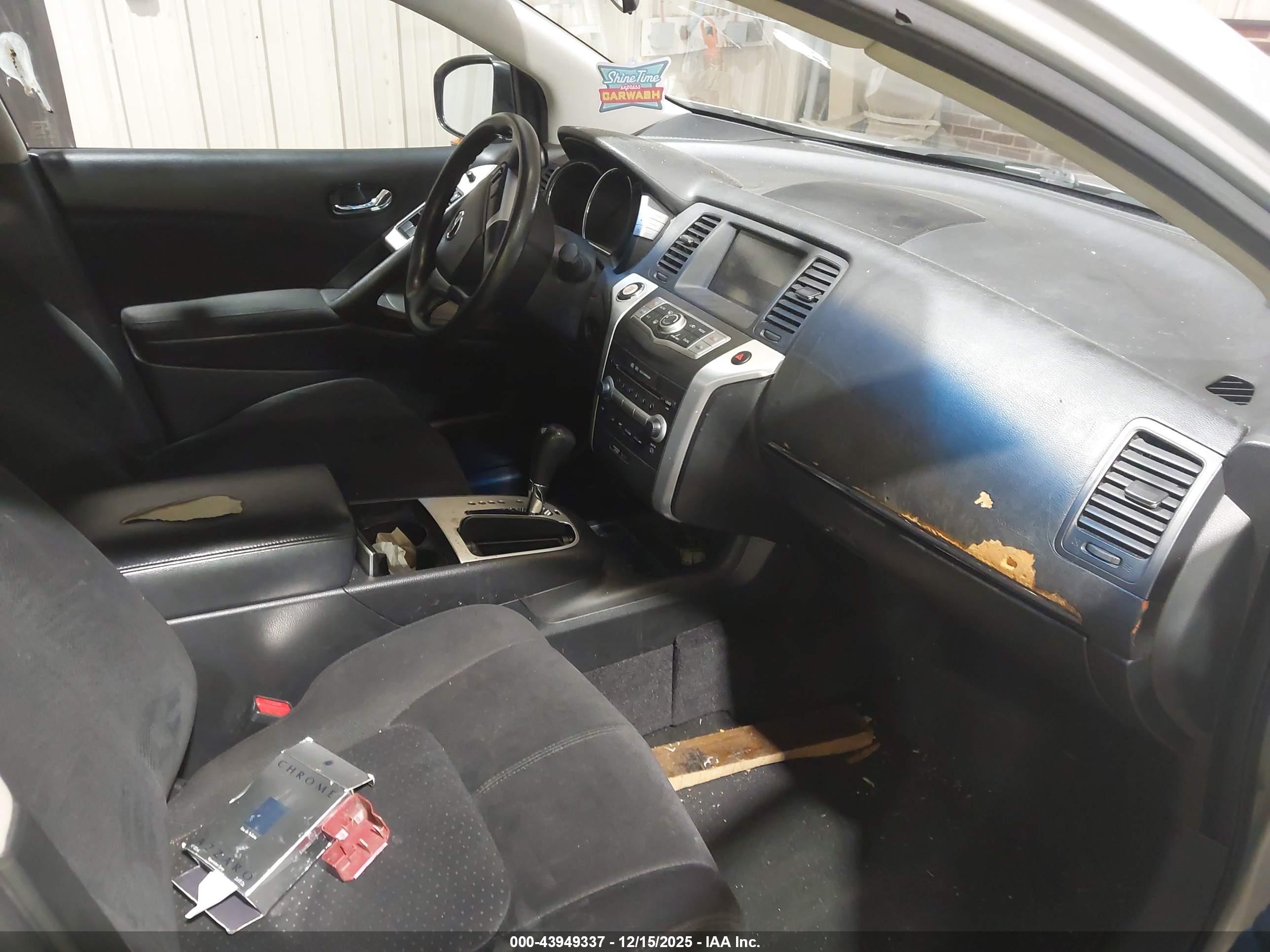 NISSAN MURANO image 5