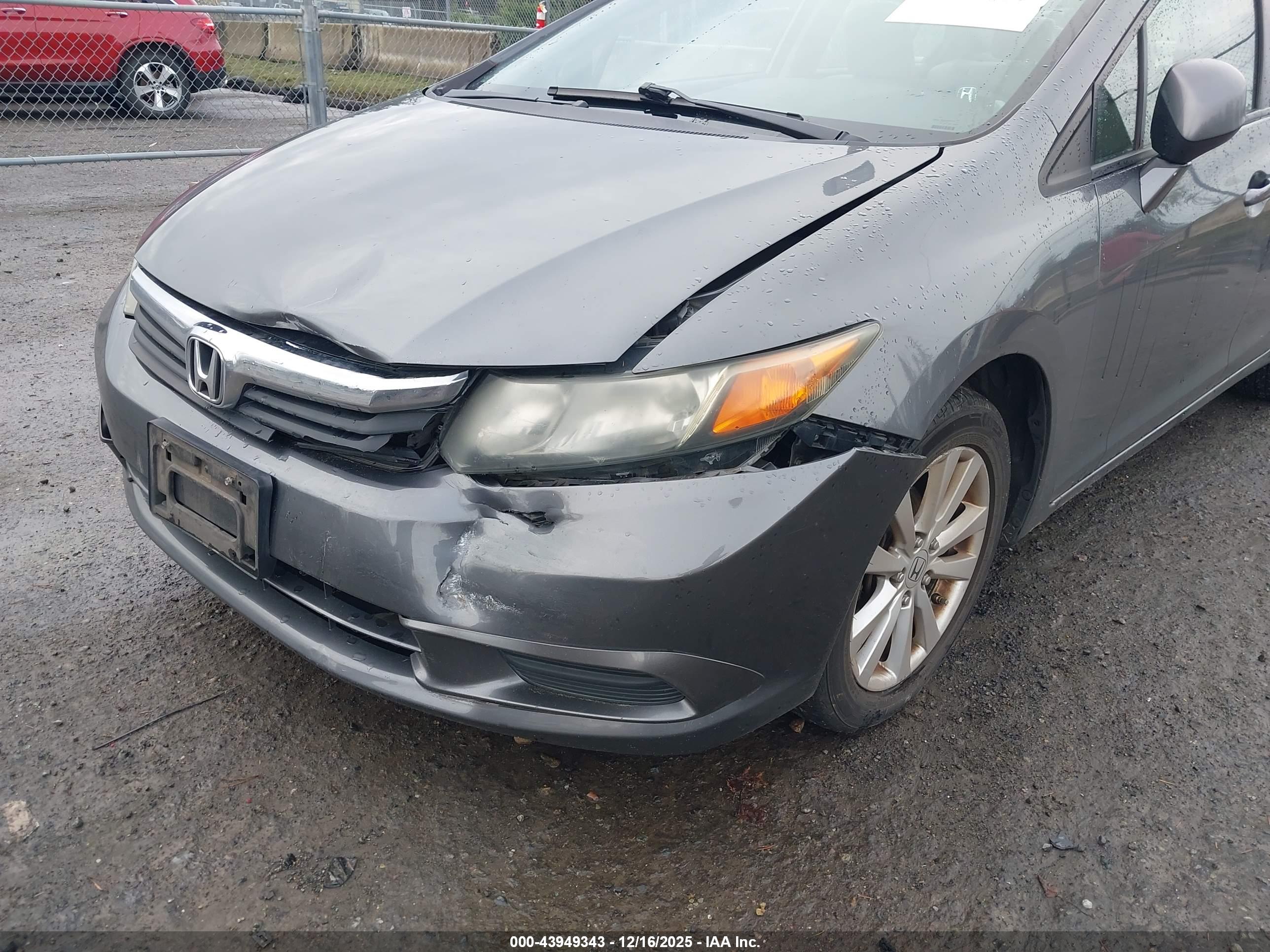 HONDA CIVIC image 6