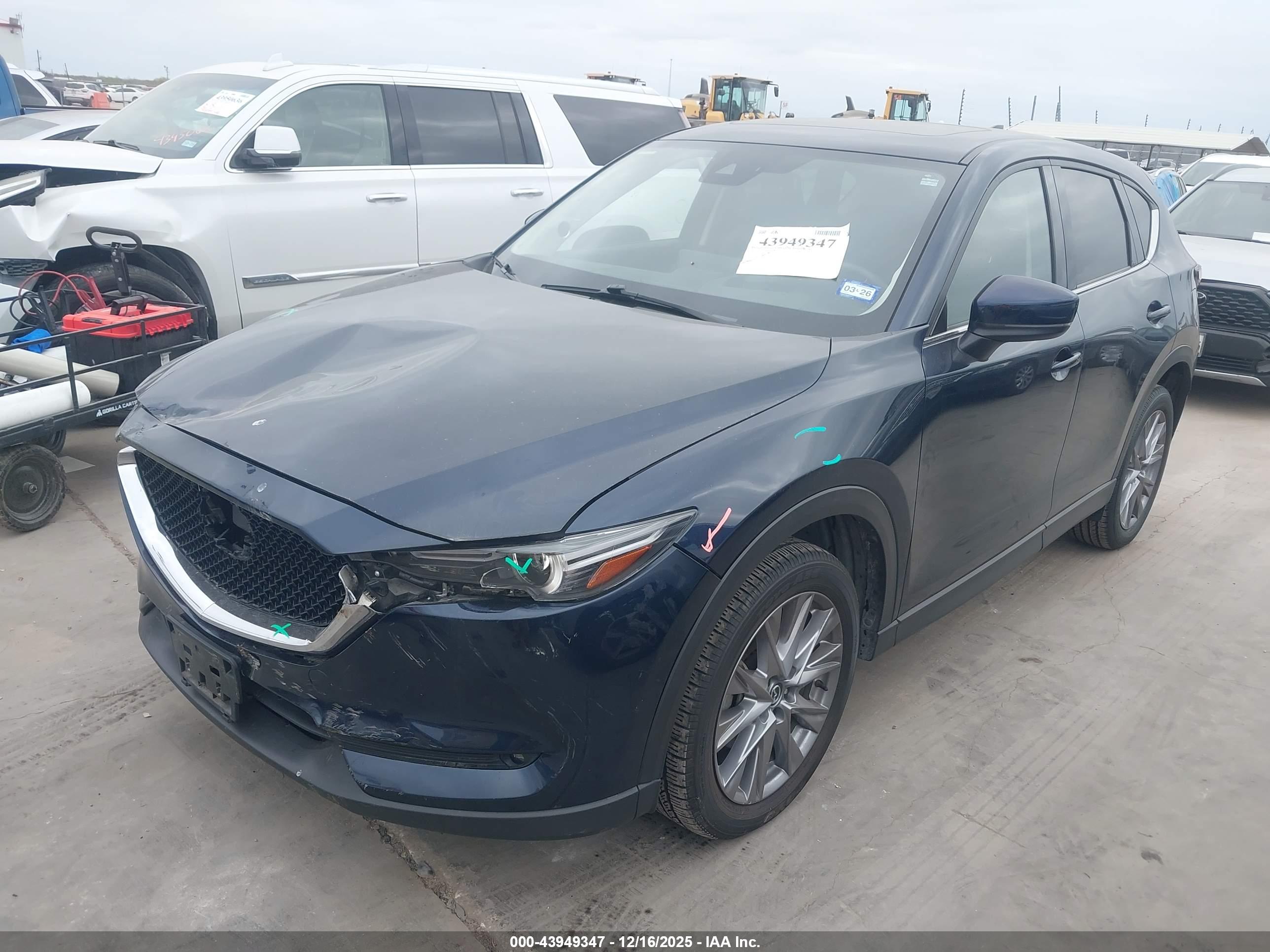 MAZDA CX-5 image 2