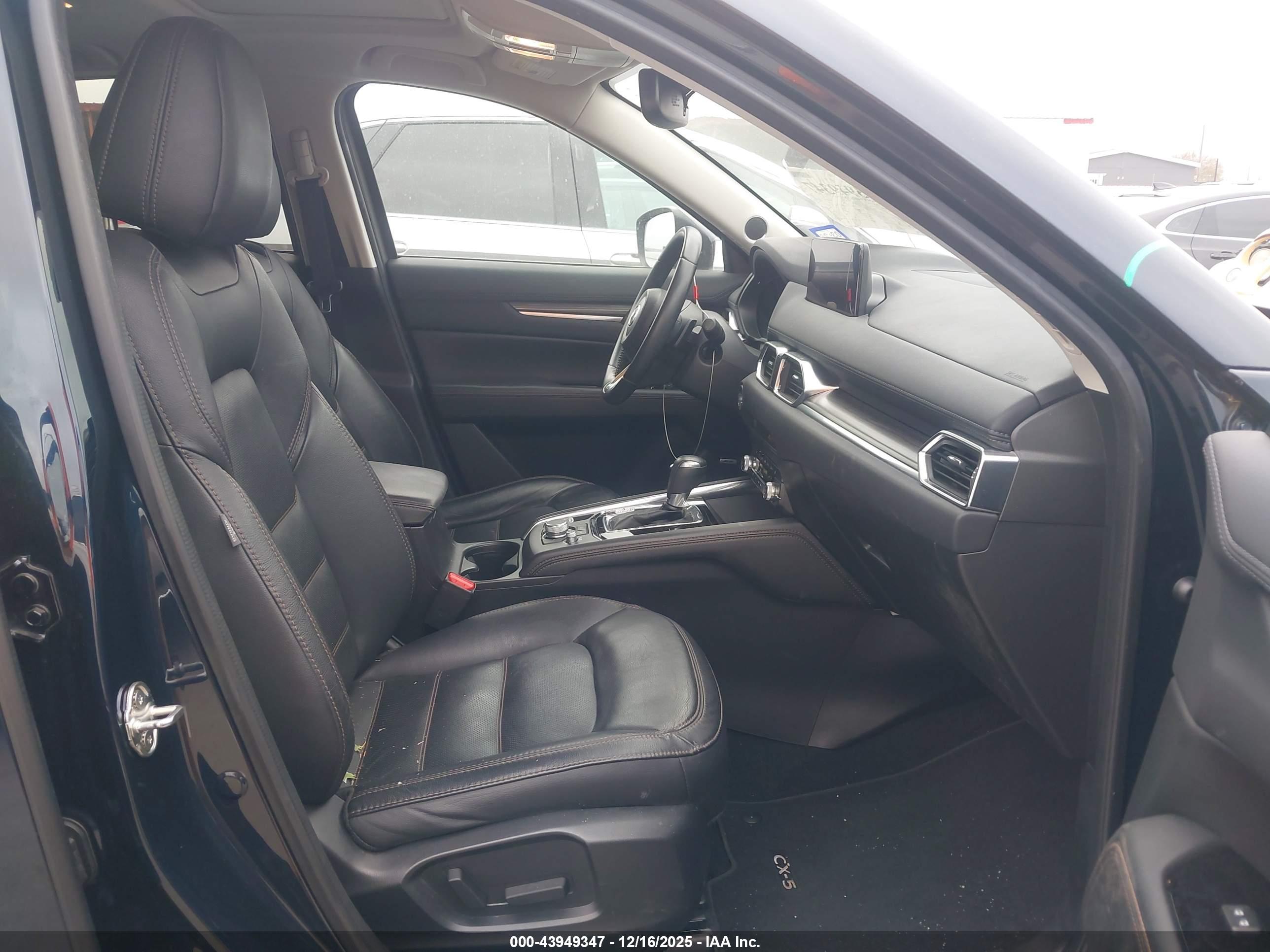 MAZDA CX-5 image 5