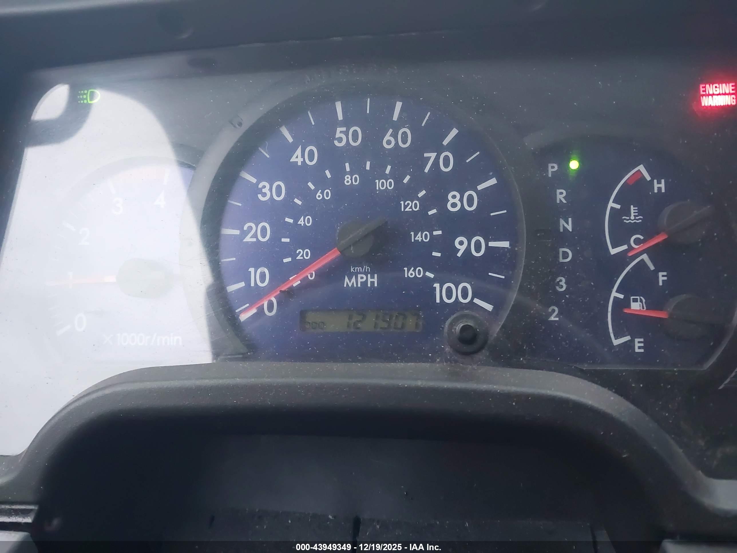 MITSUBISHI FUSO image 6