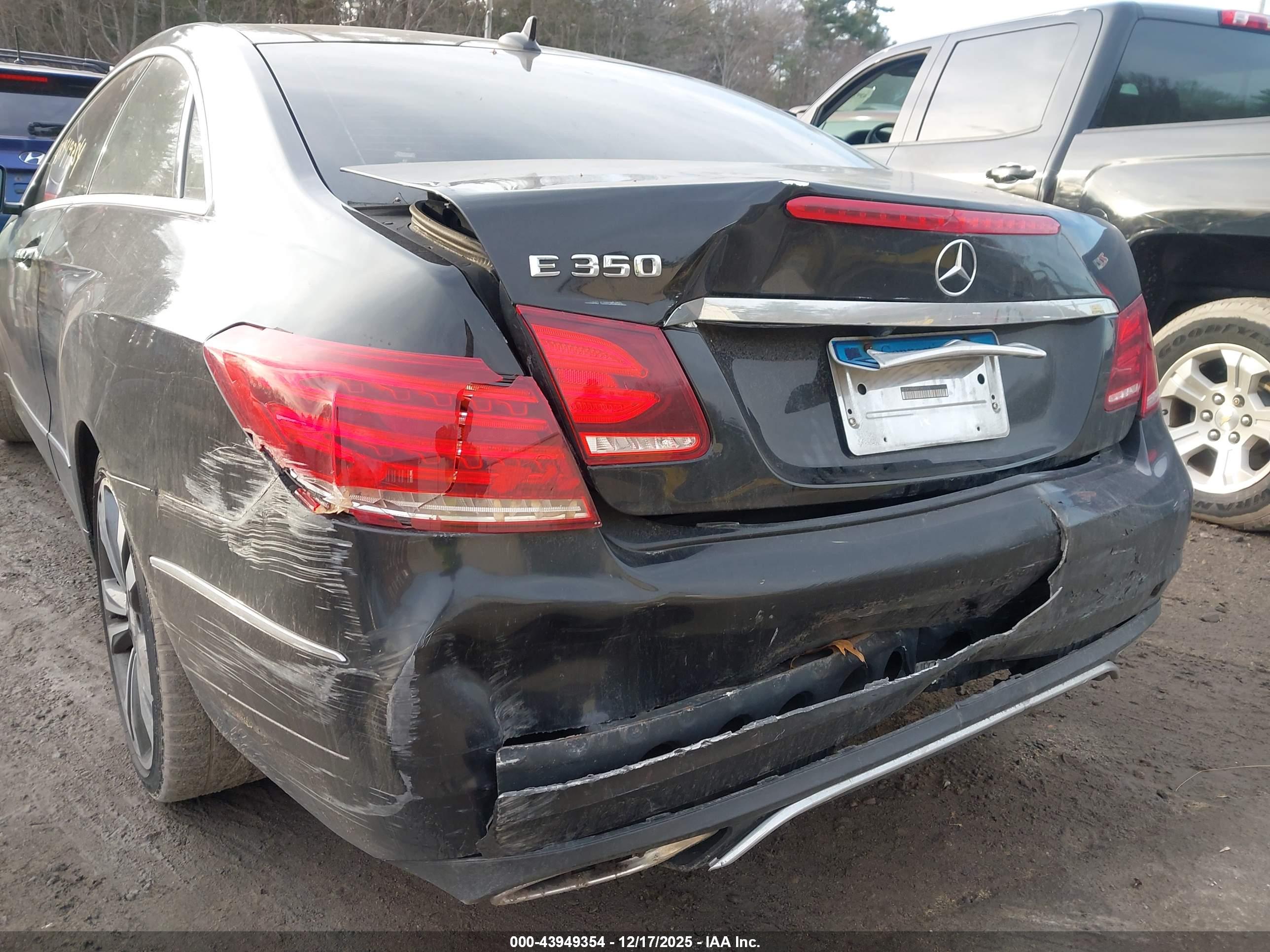 MERCEDES-BENZ E image 6
