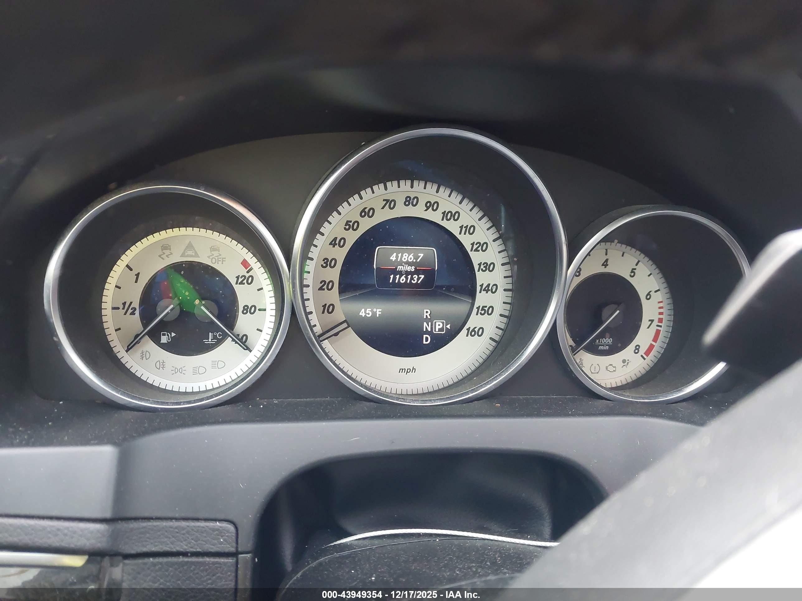 MERCEDES-BENZ E image 7