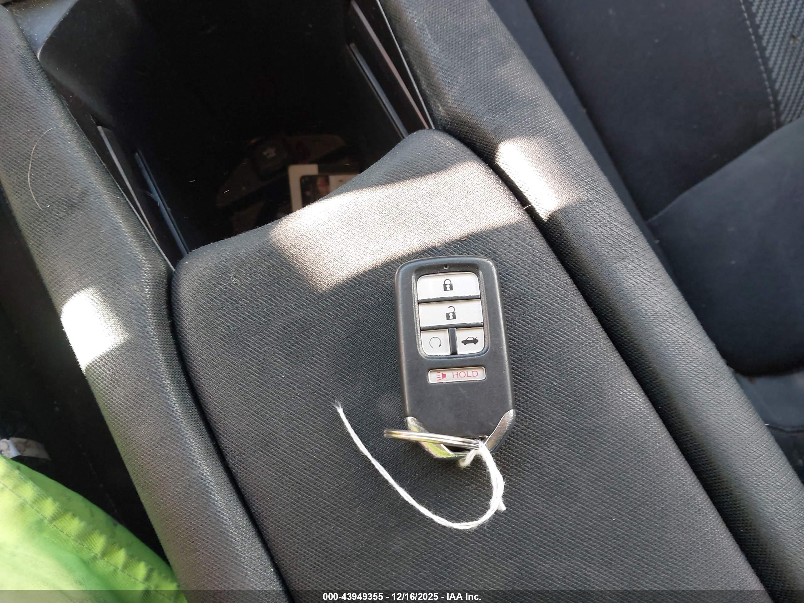 HONDA CIVIC image 11