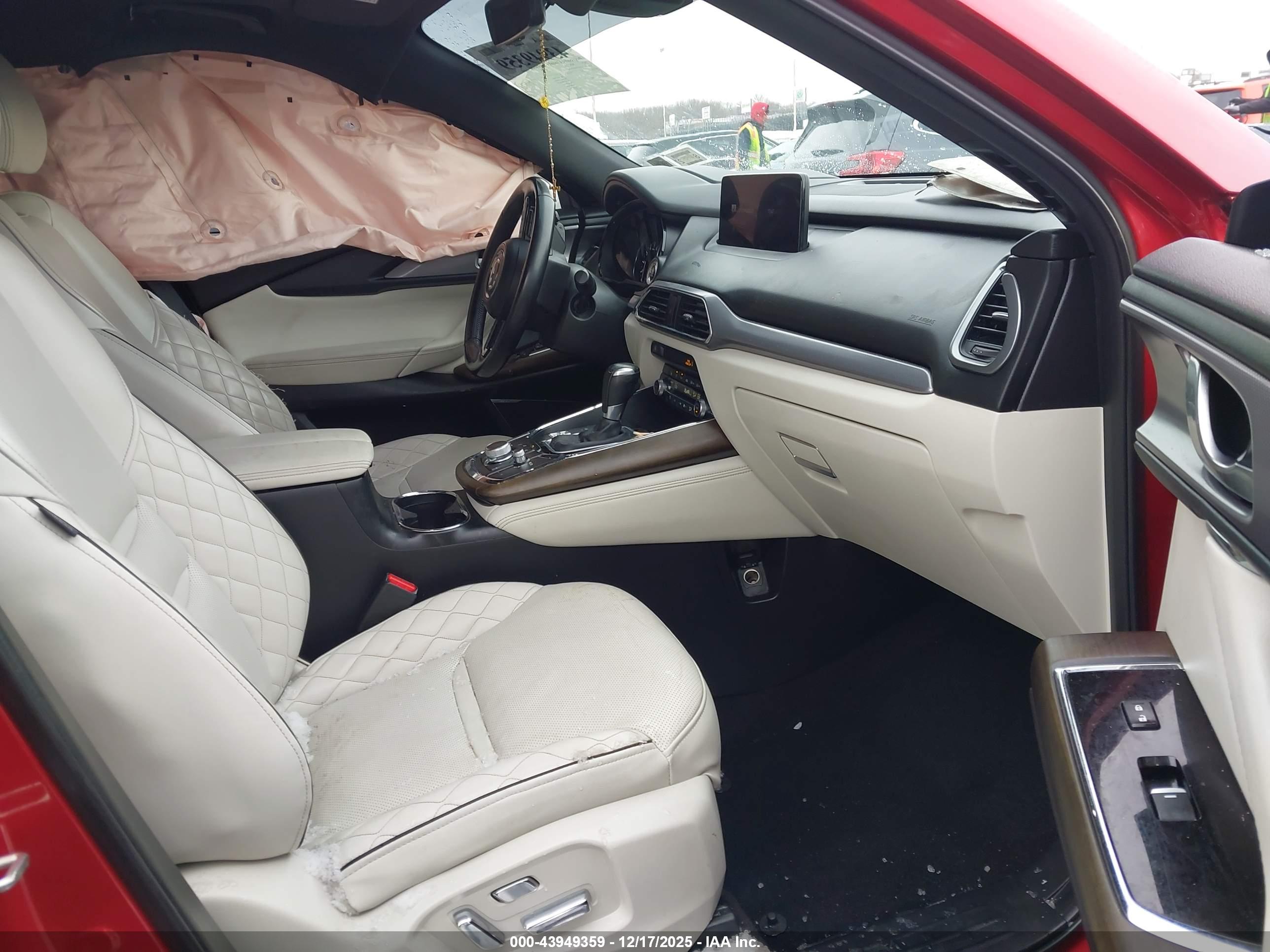 MAZDA CX-9 image 5