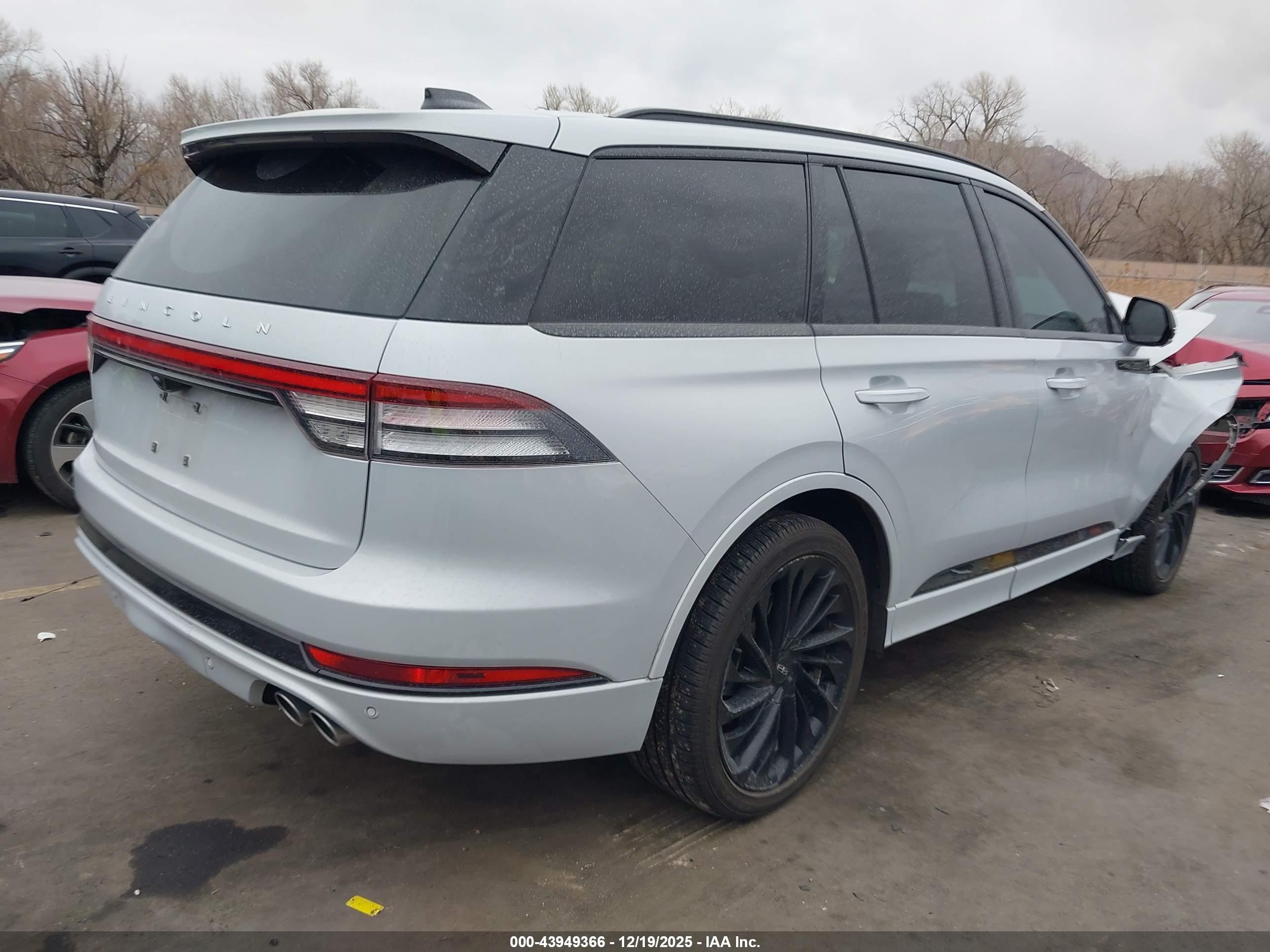 LINCOLN AVIATOR image 4