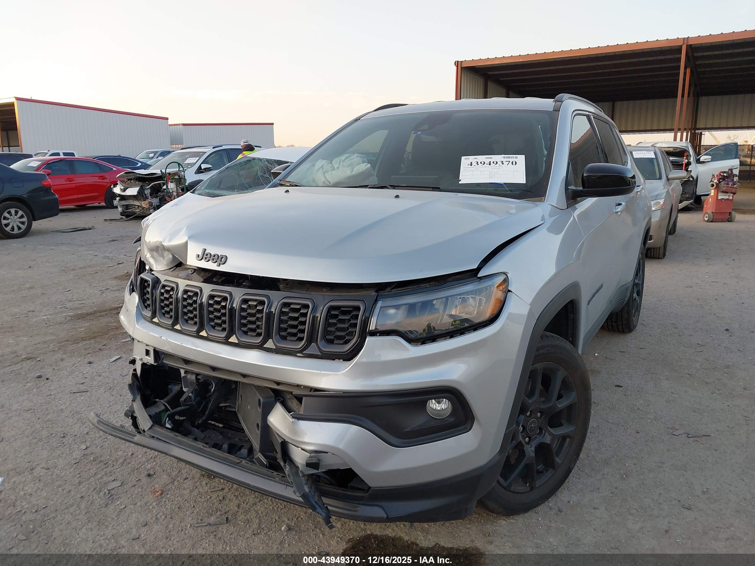 JEEP COMPASS image 2