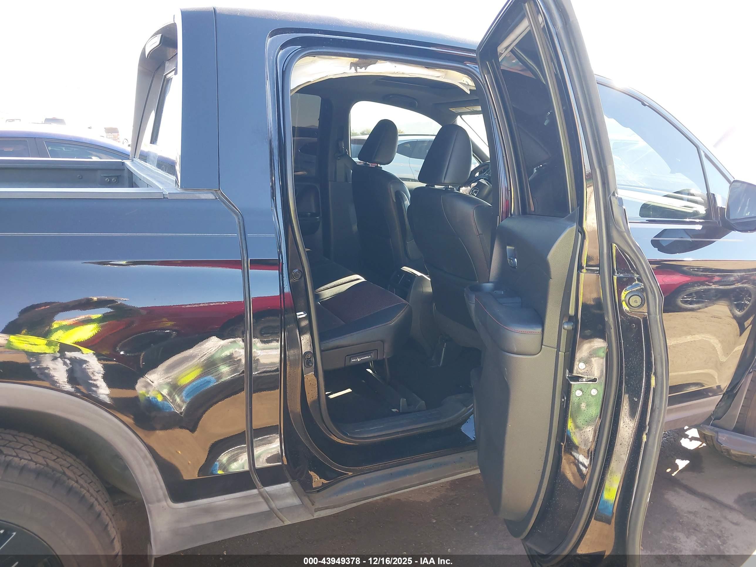 HONDA RIDGELINE image 8