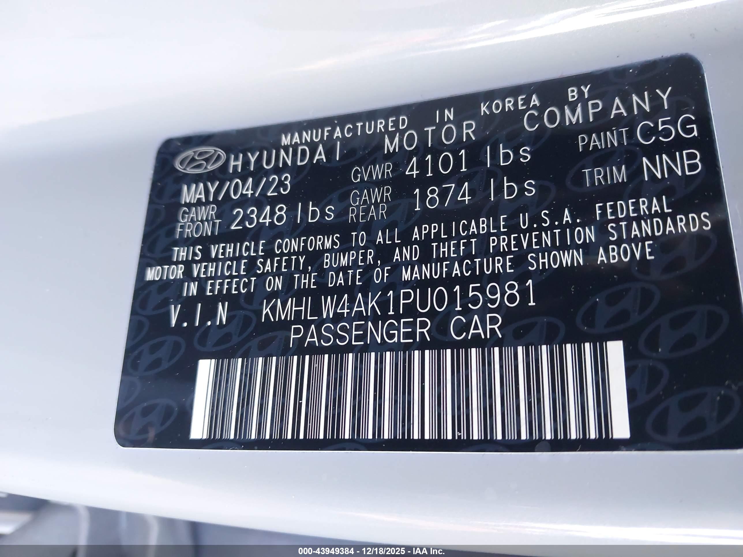 HYUNDAI ELANTRA image 9