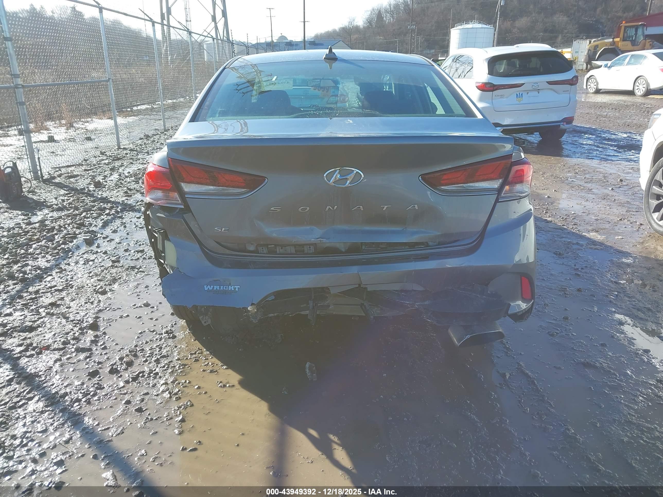 HYUNDAI SONATA image 6