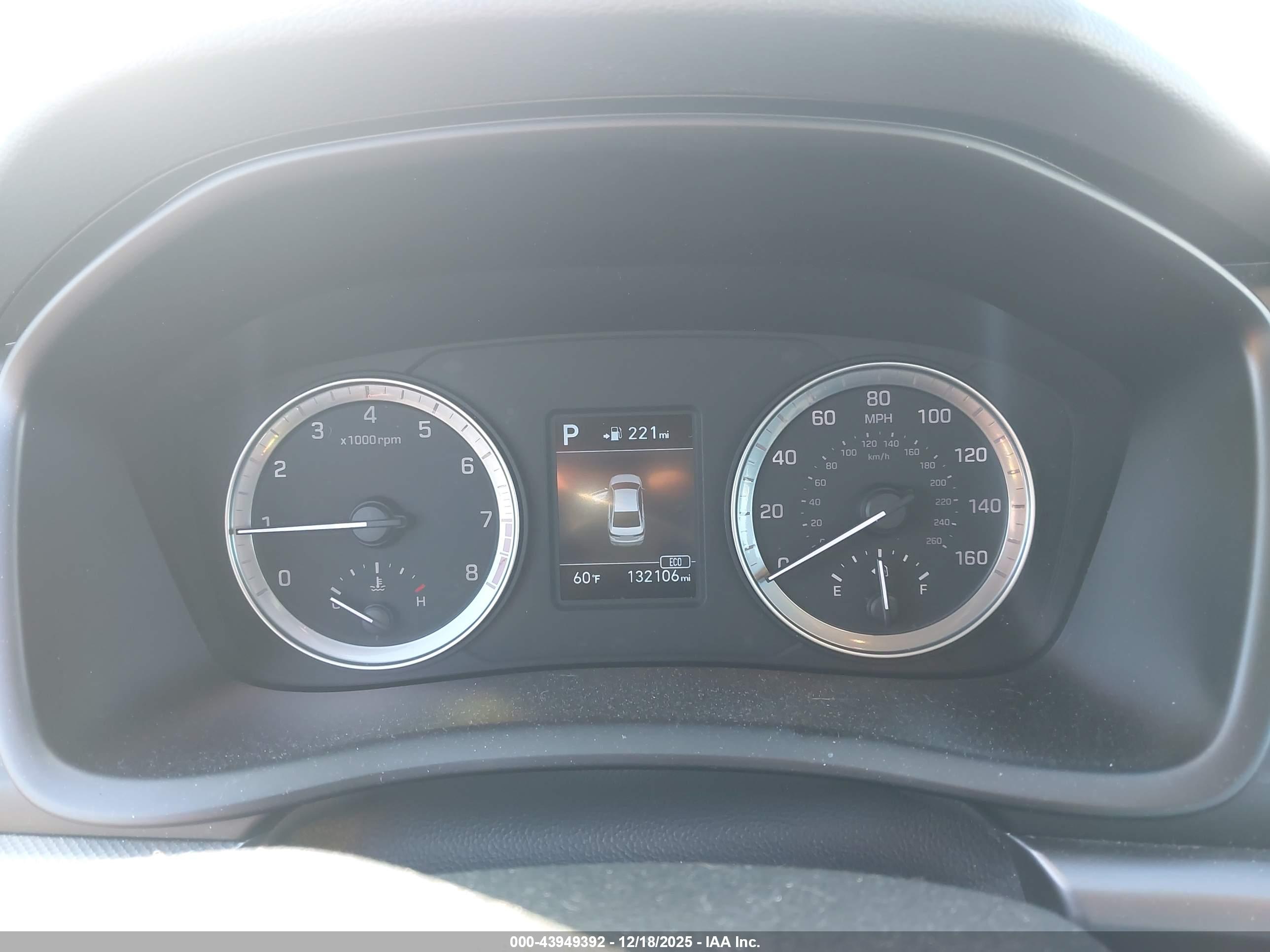 HYUNDAI SONATA image 7