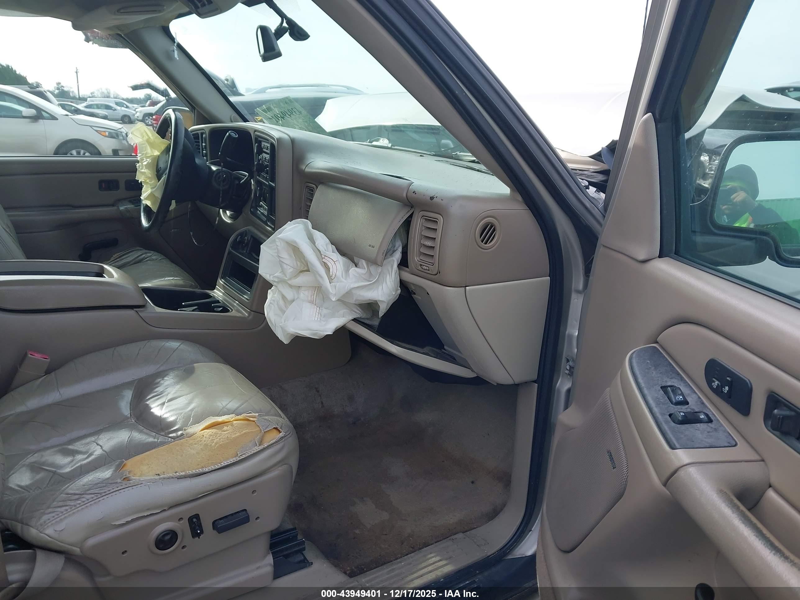 GMC YUKON image 5