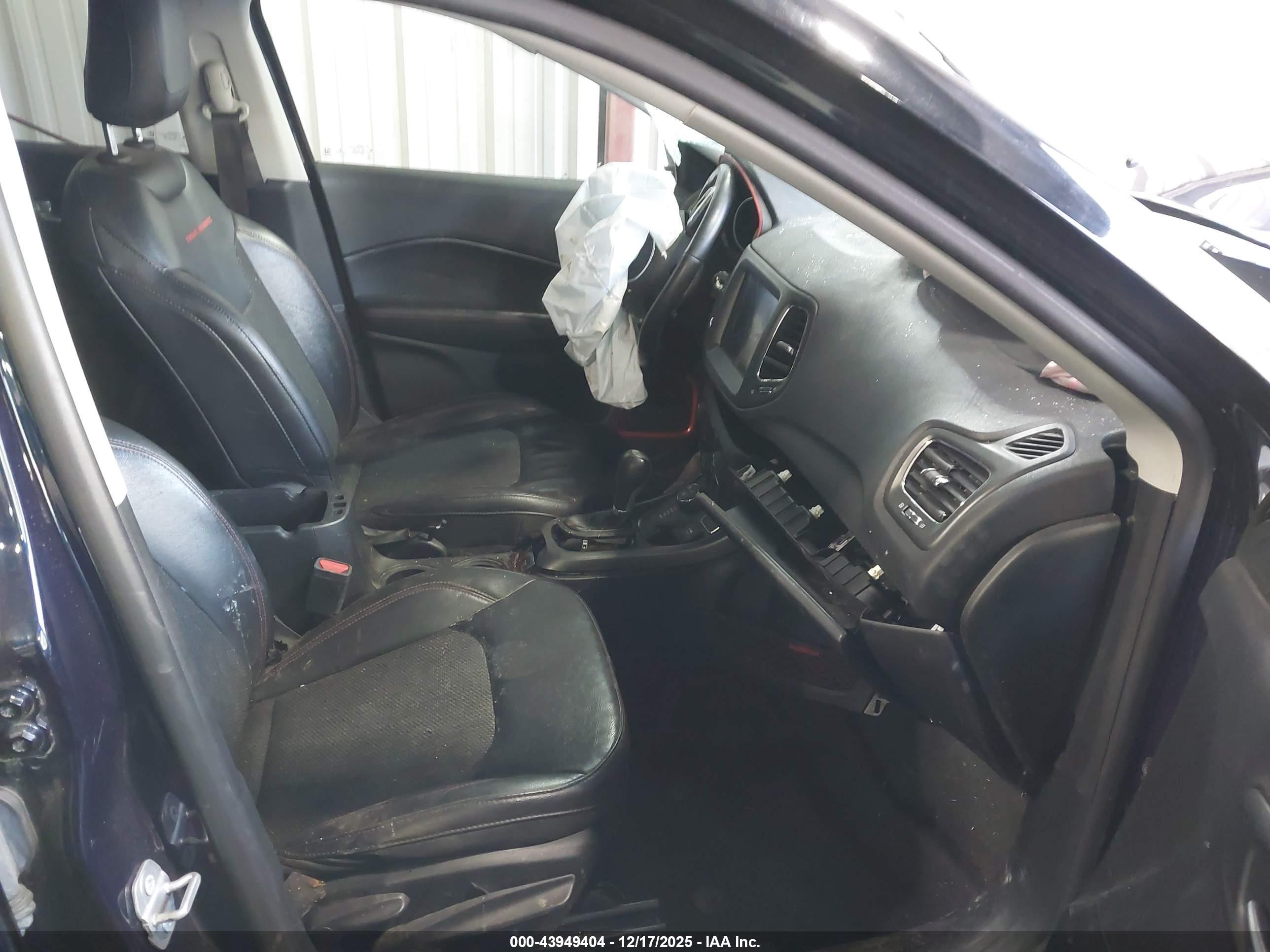 JEEP COMPASS image 5