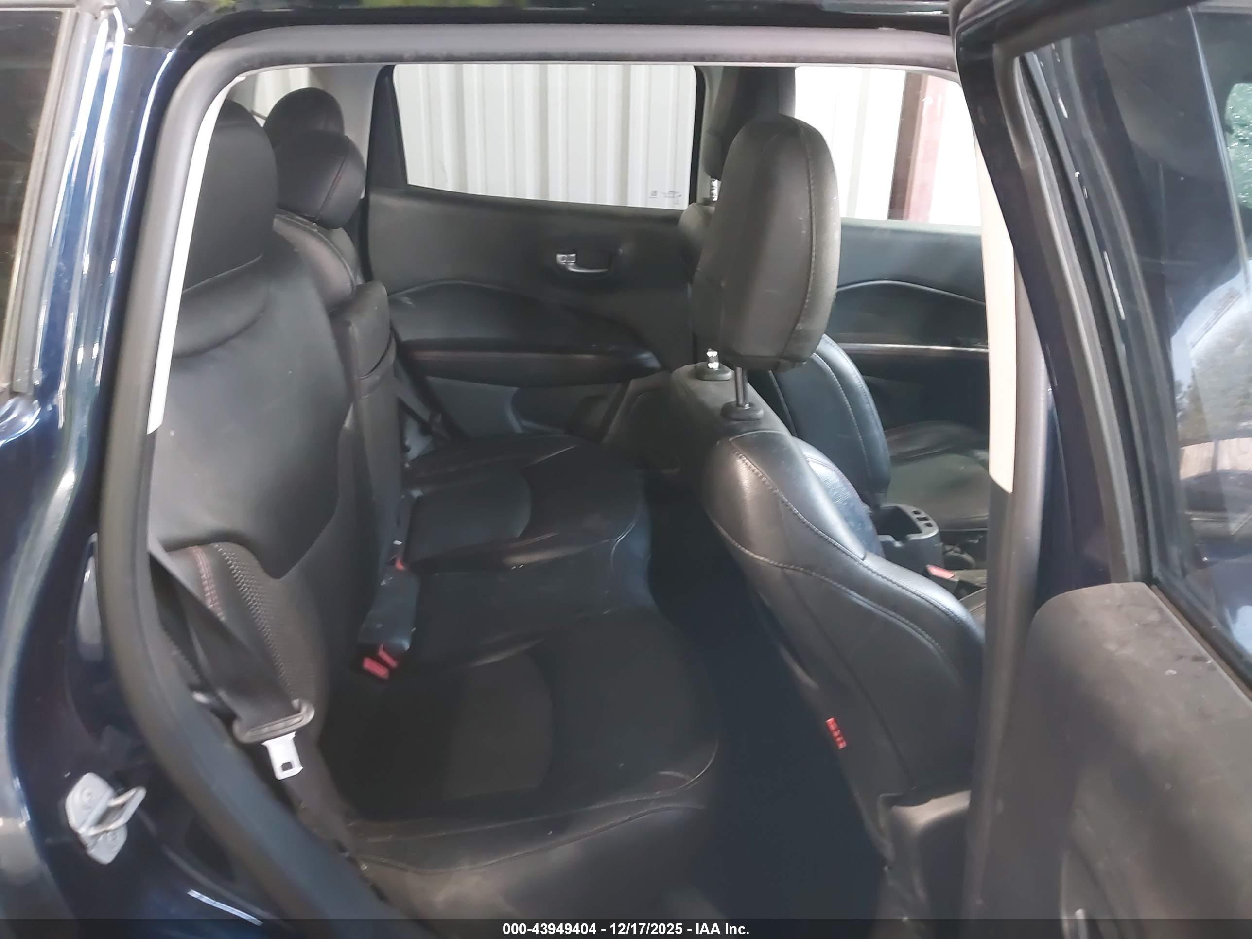 JEEP COMPASS image 8