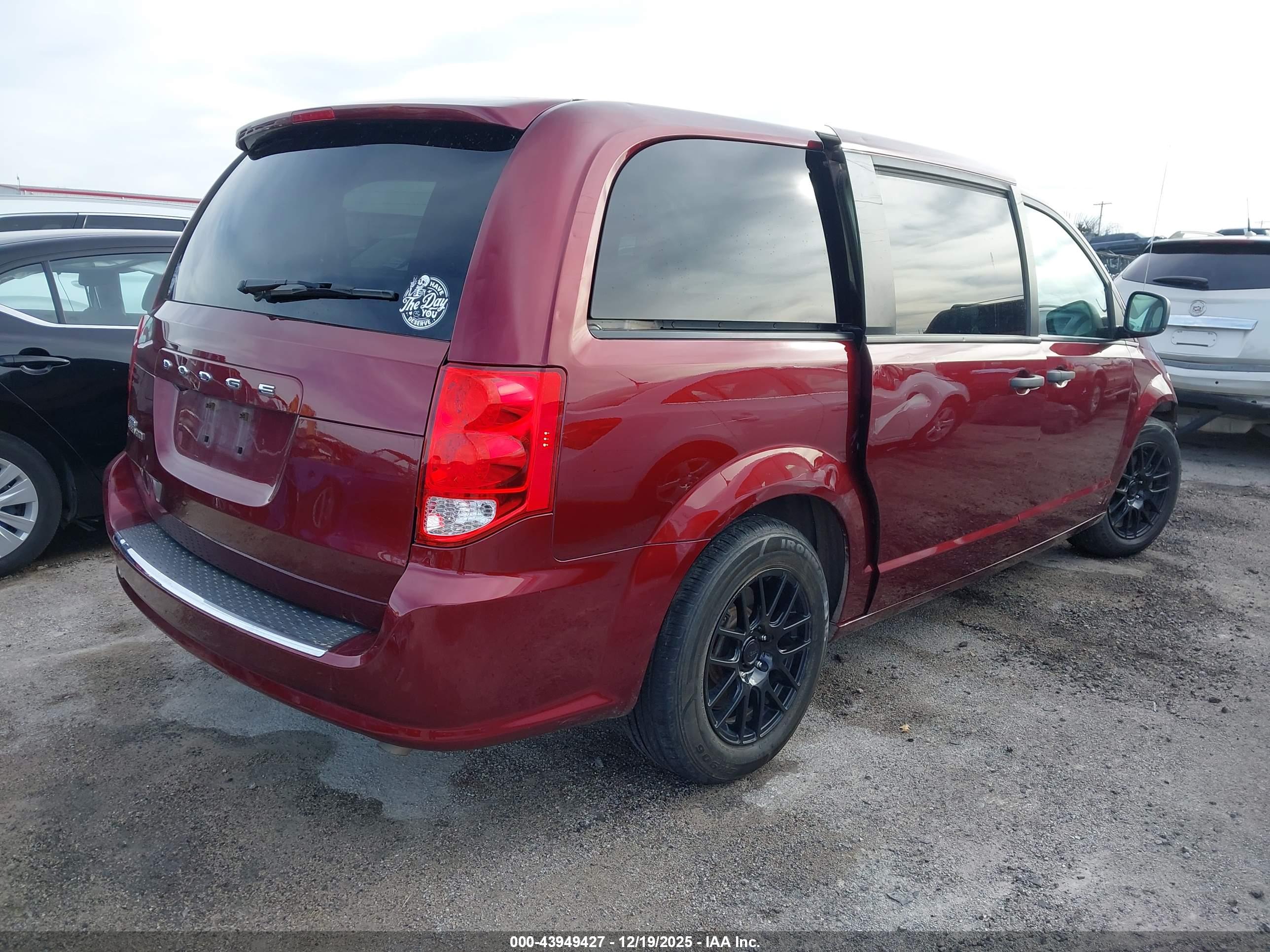 DODGE GRAND image 4