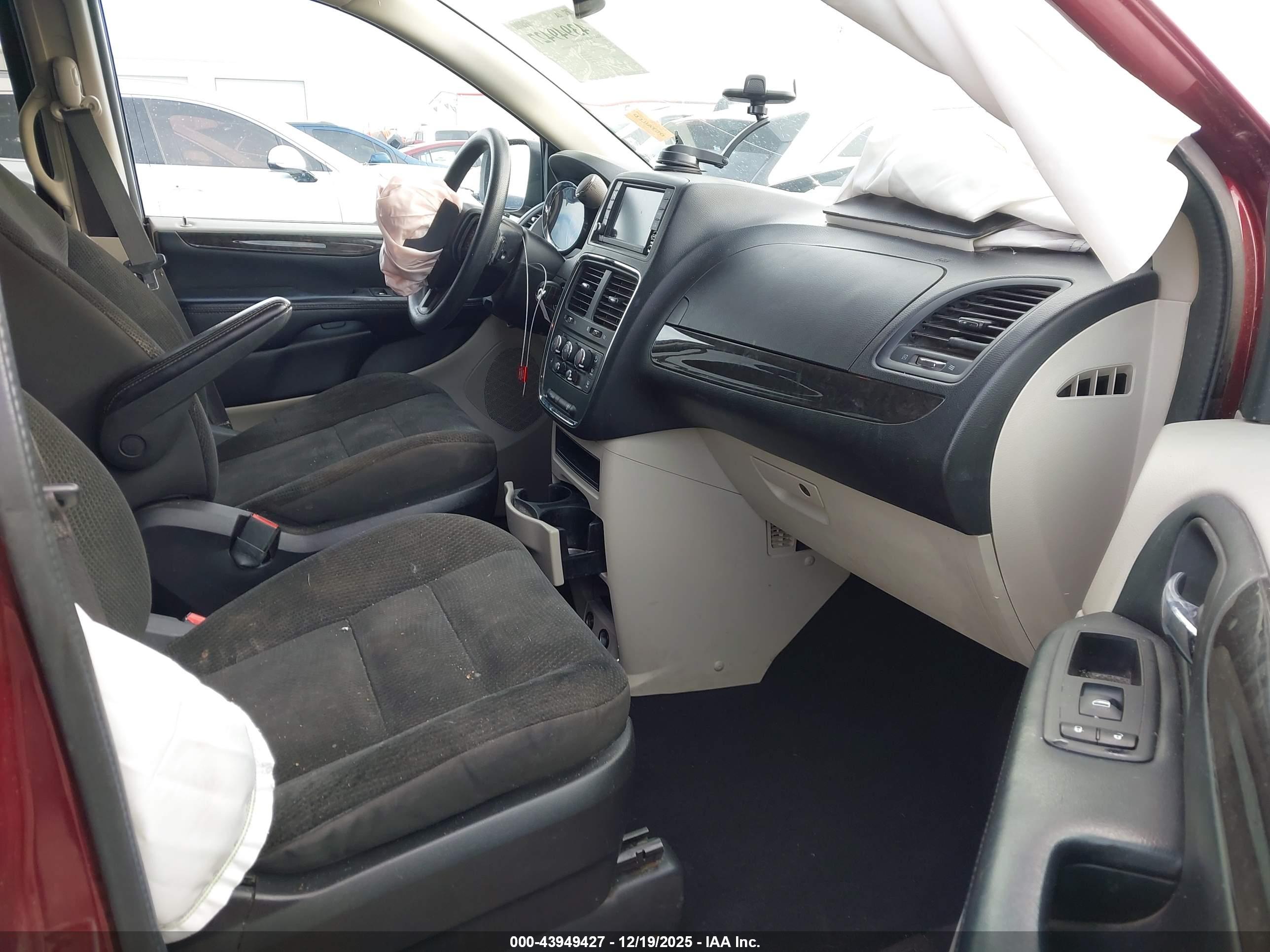 DODGE GRAND image 5