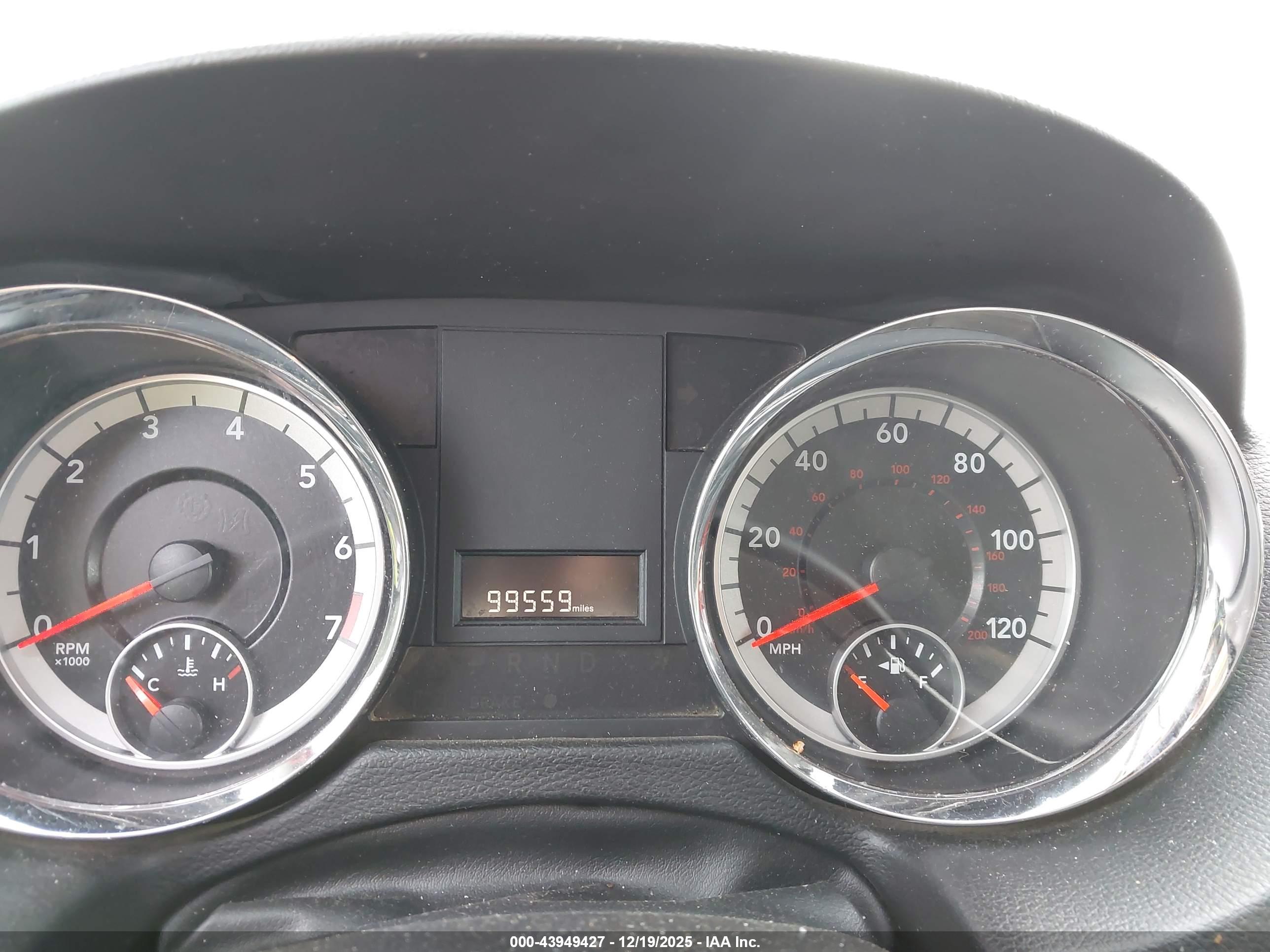 DODGE GRAND image 7