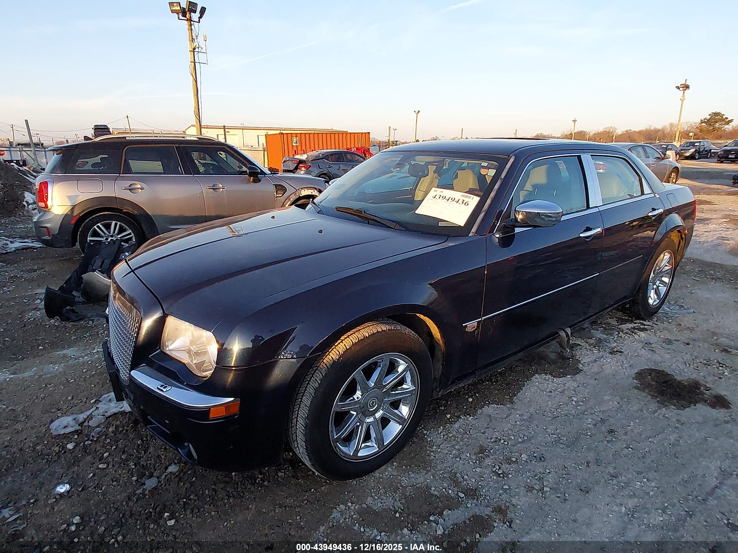 CHRYSLER 300C image 2