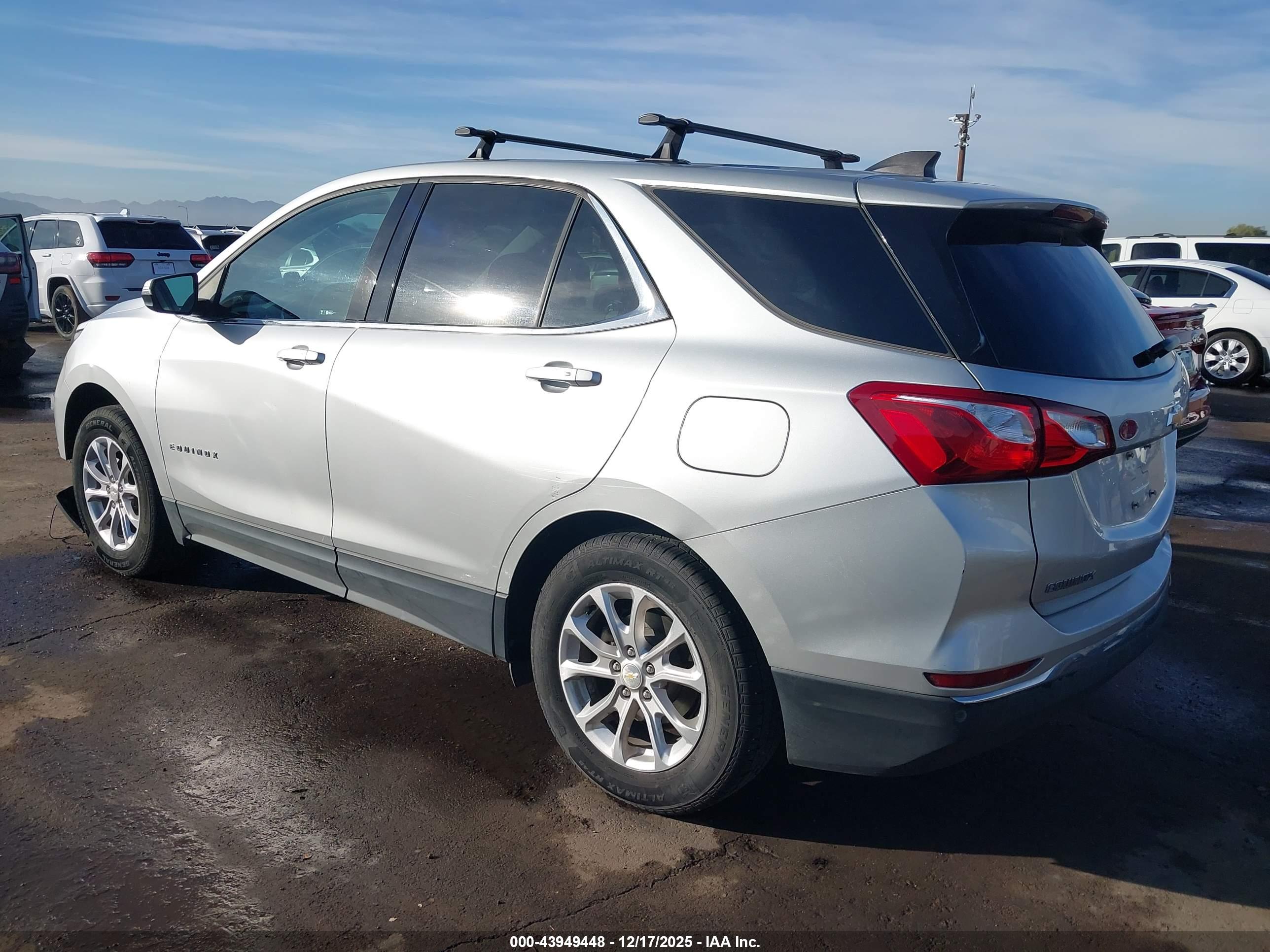 CHEVROLET EQUINOX image 3