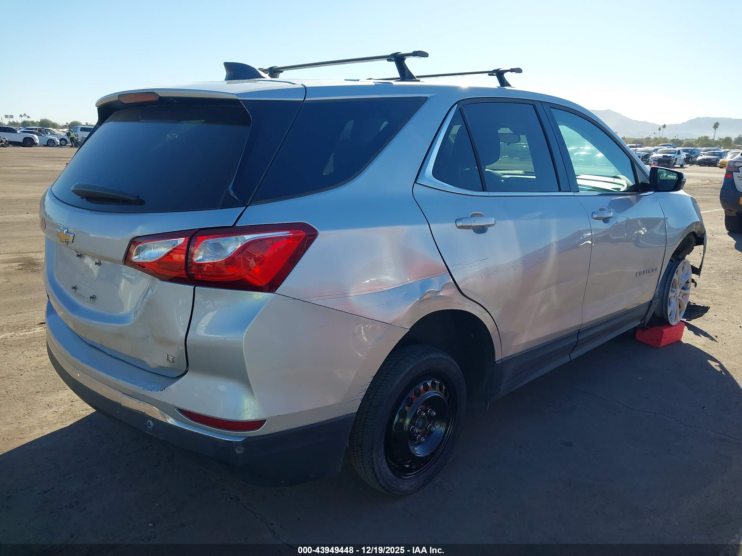 CHEVROLET EQUINOX image 4