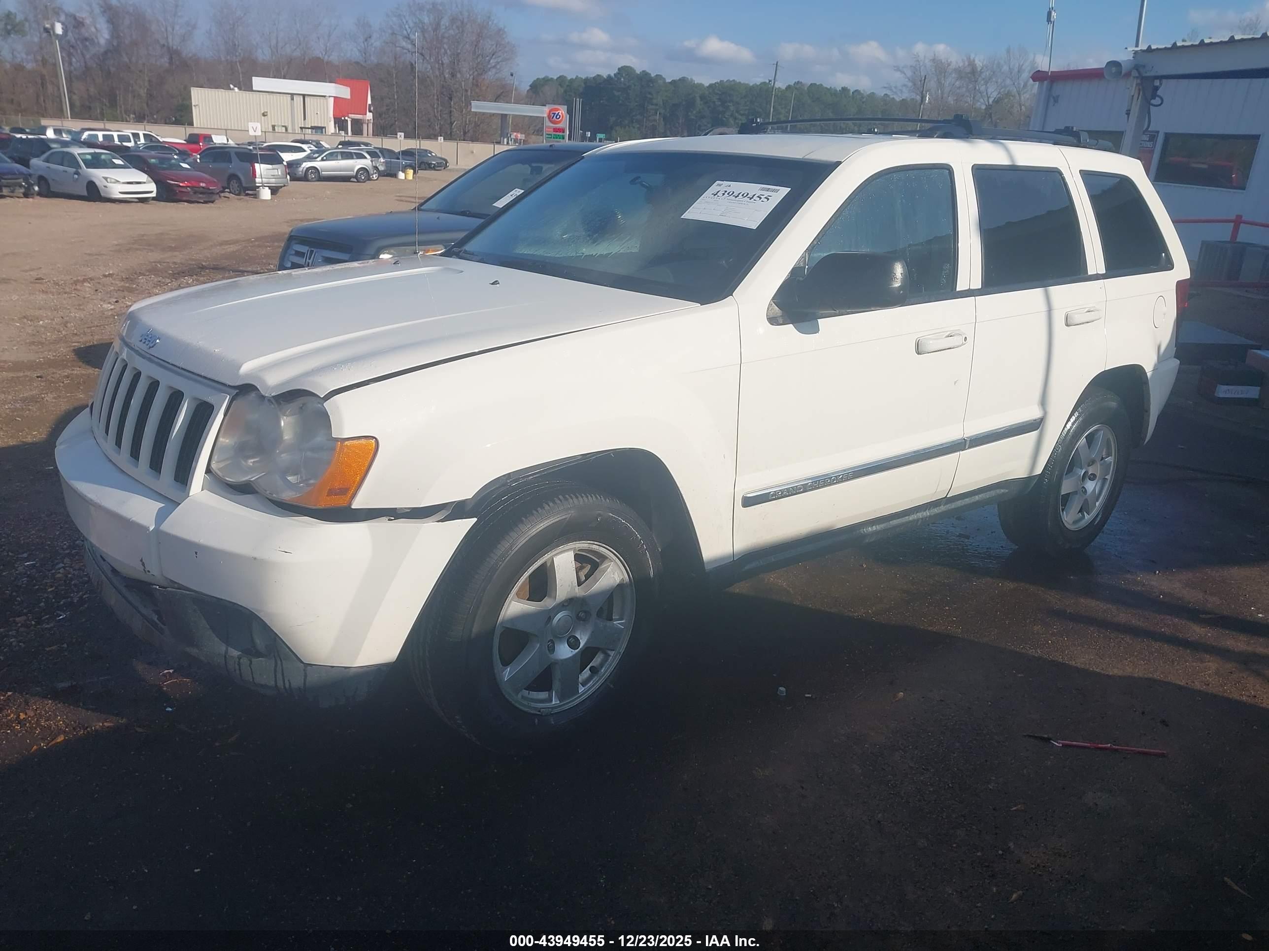 JEEP GRAND image 2