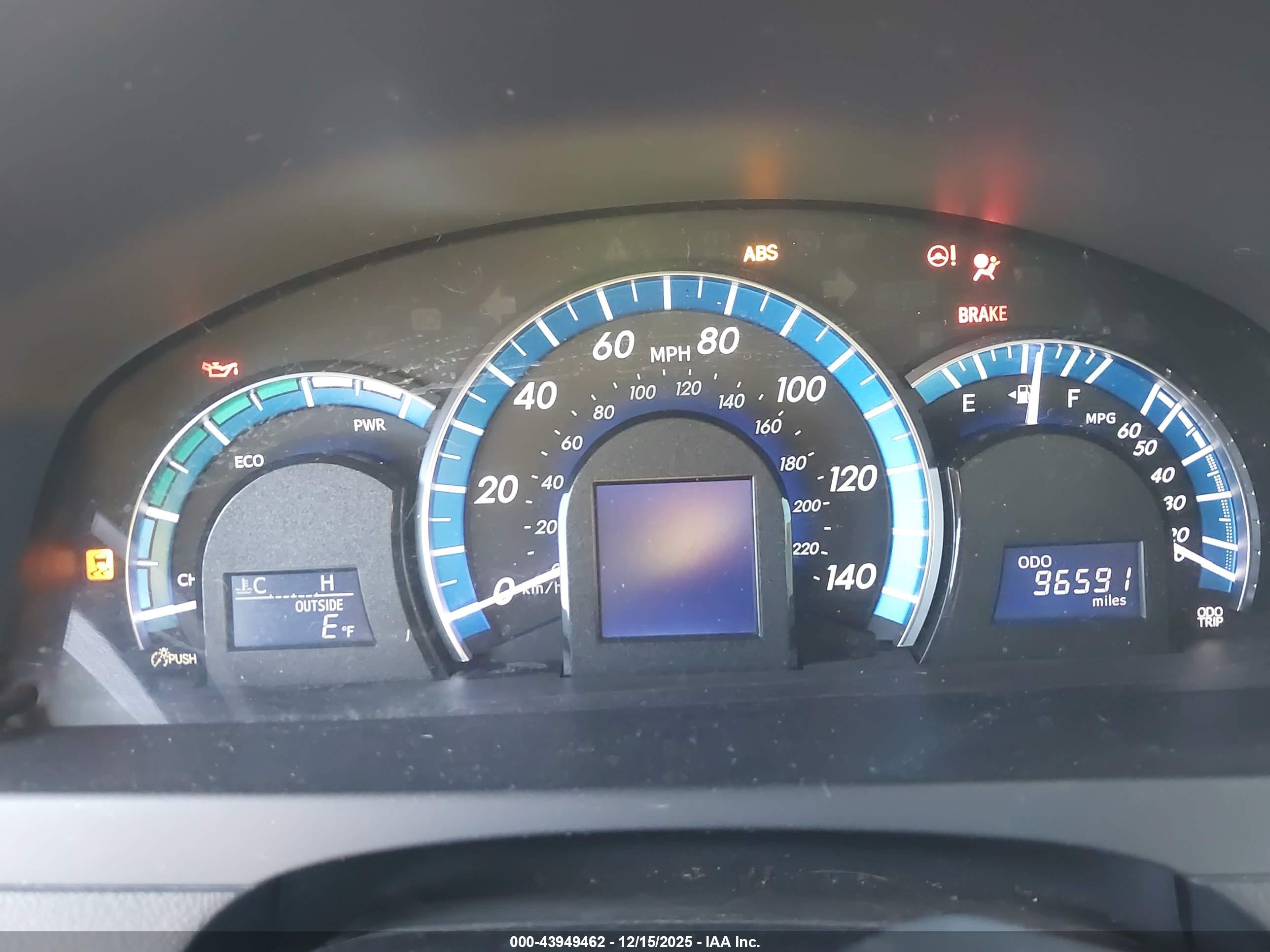 TOYOTA CAMRY image 7