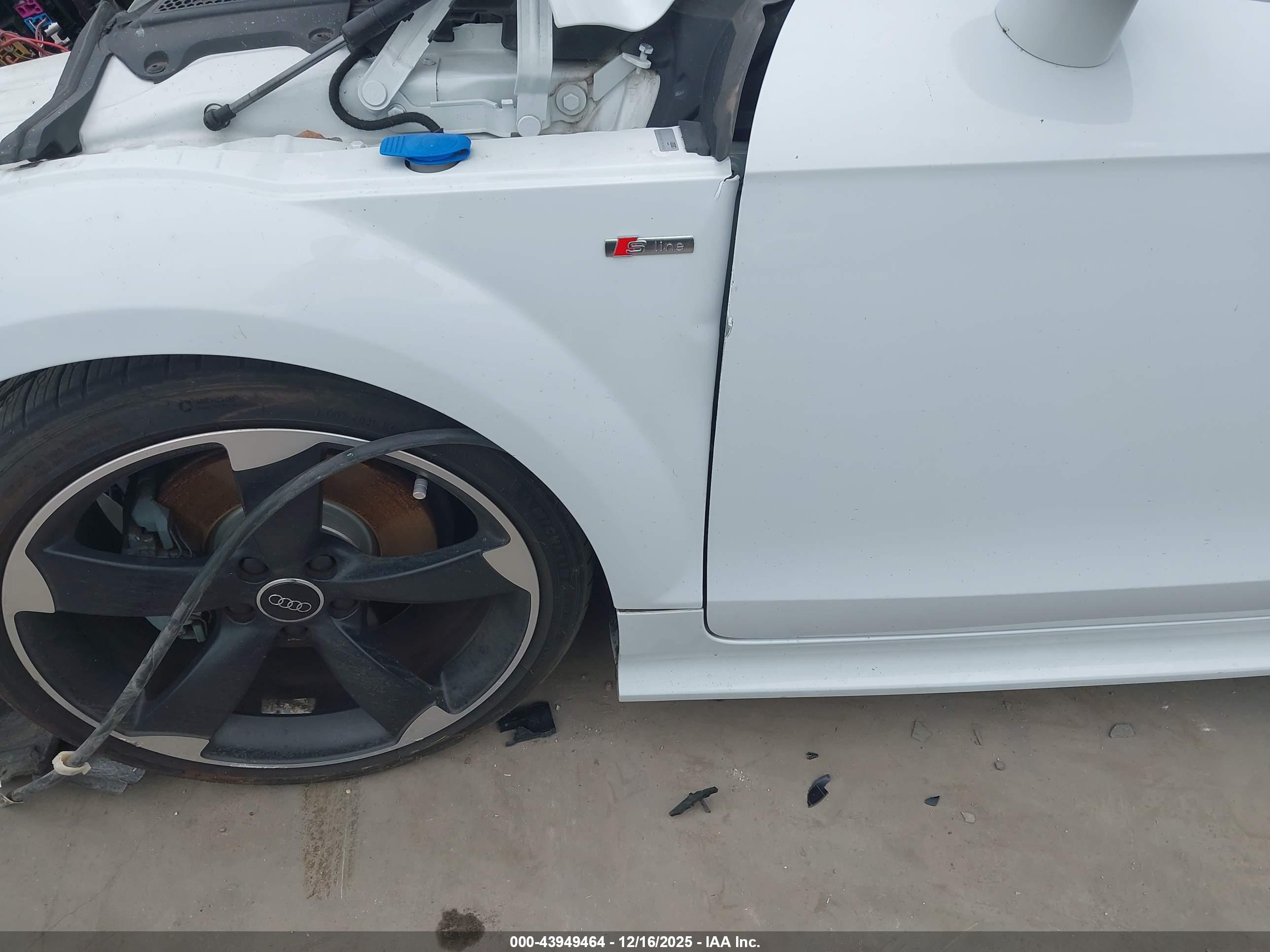 AUDI TT image 6
