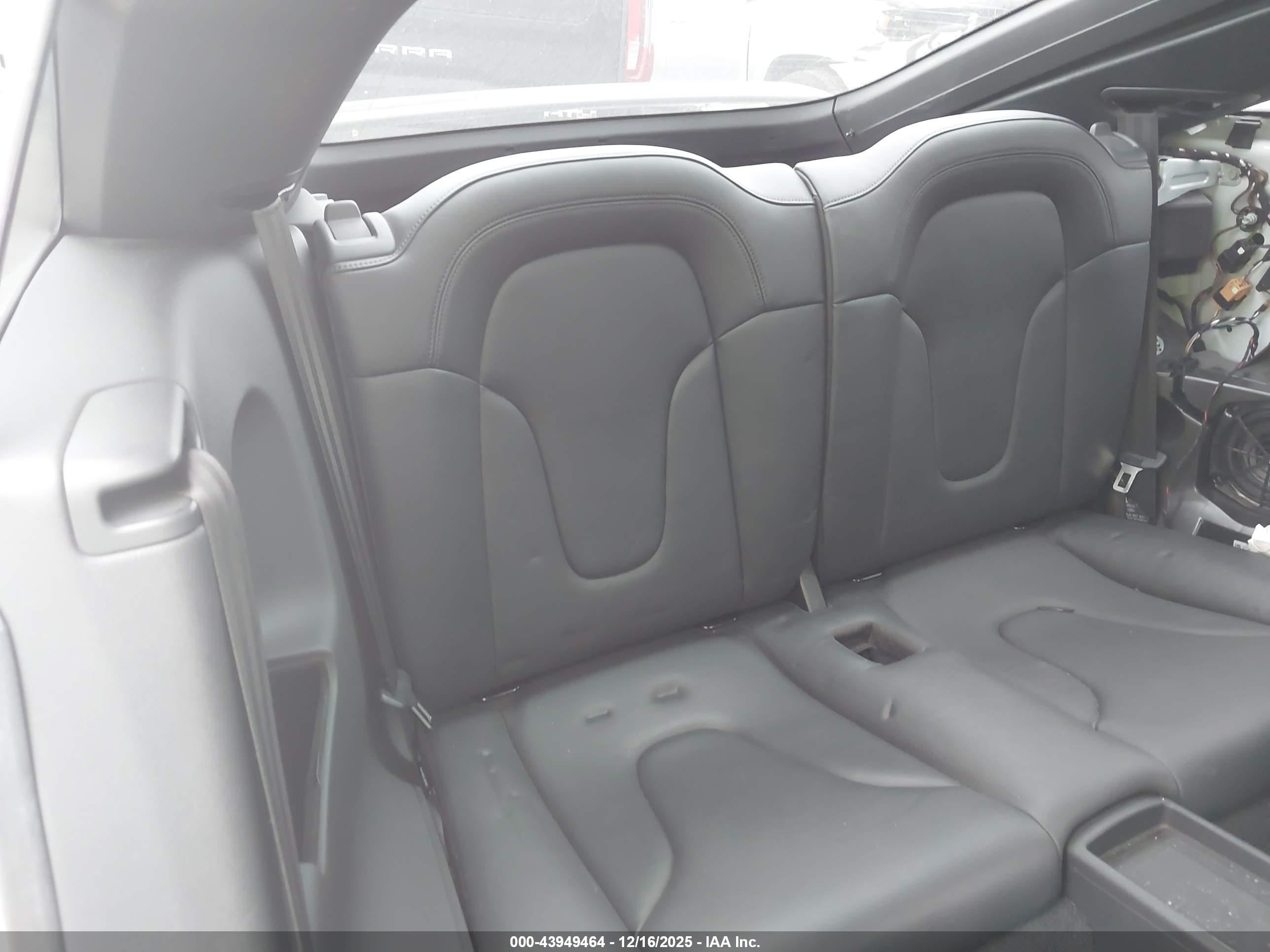 AUDI TT image 8