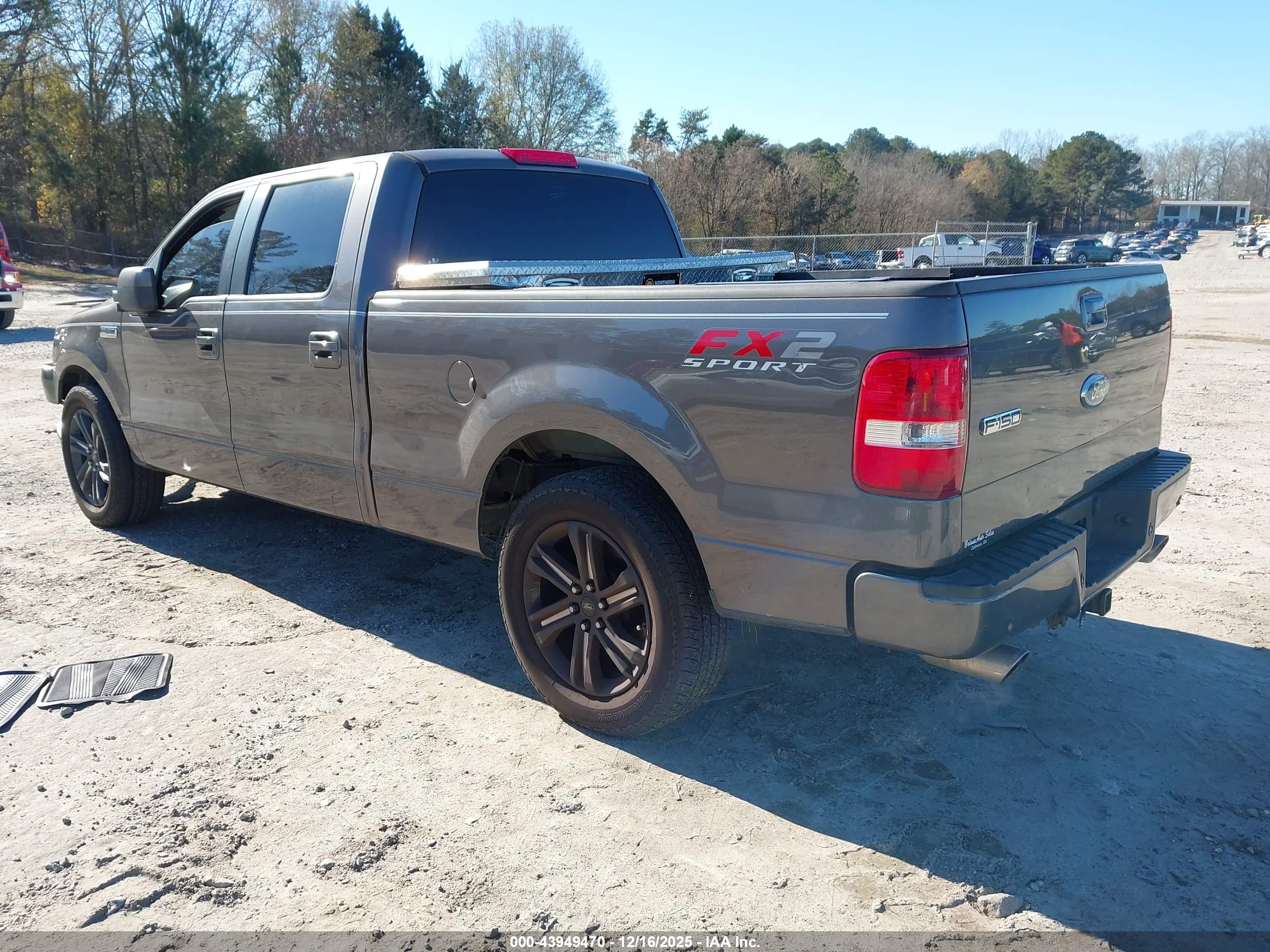 FORD F-150 image 3
