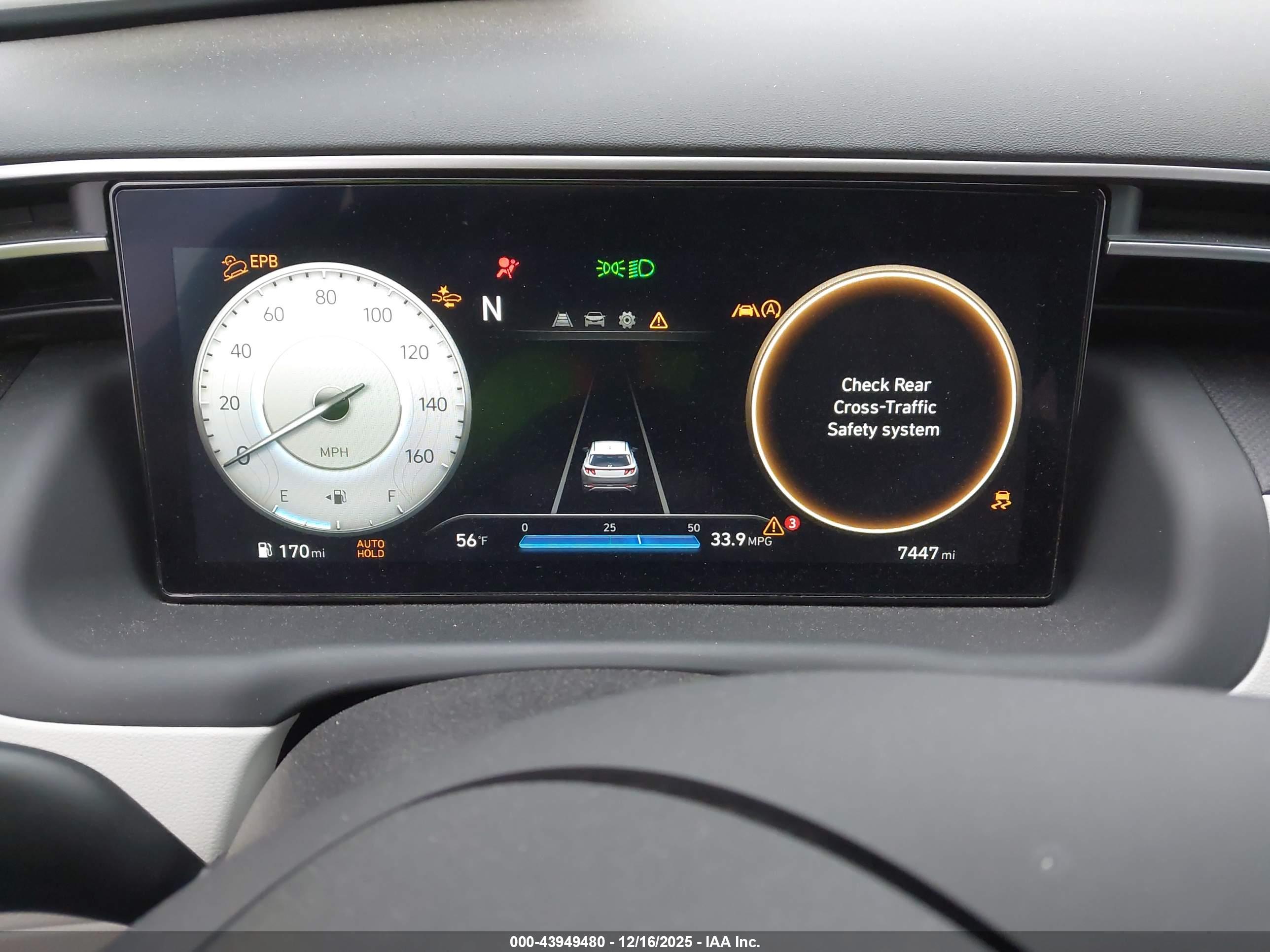 HYUNDAI TUCSON image 7