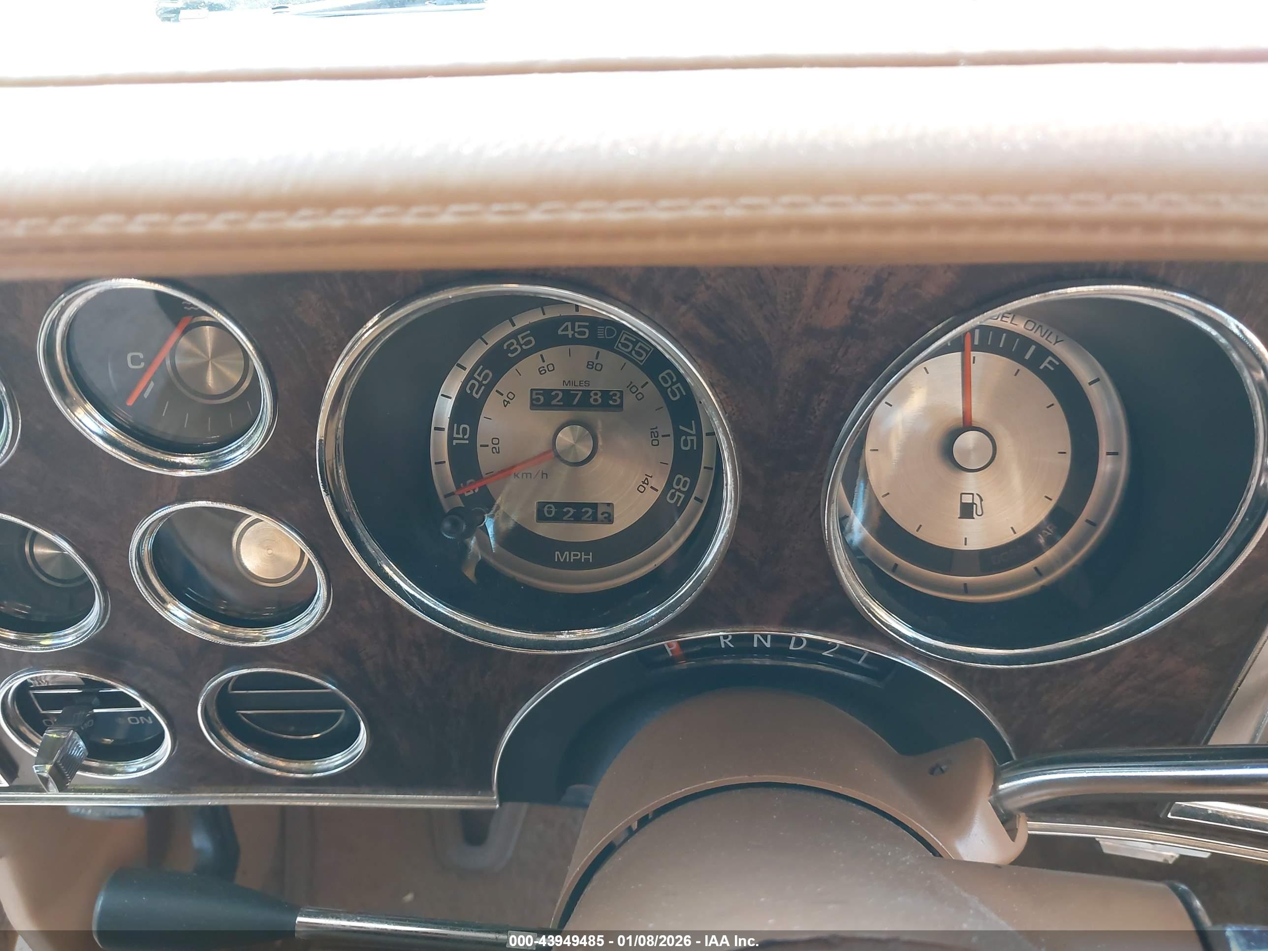 CHRYSLER FIFTH image 7