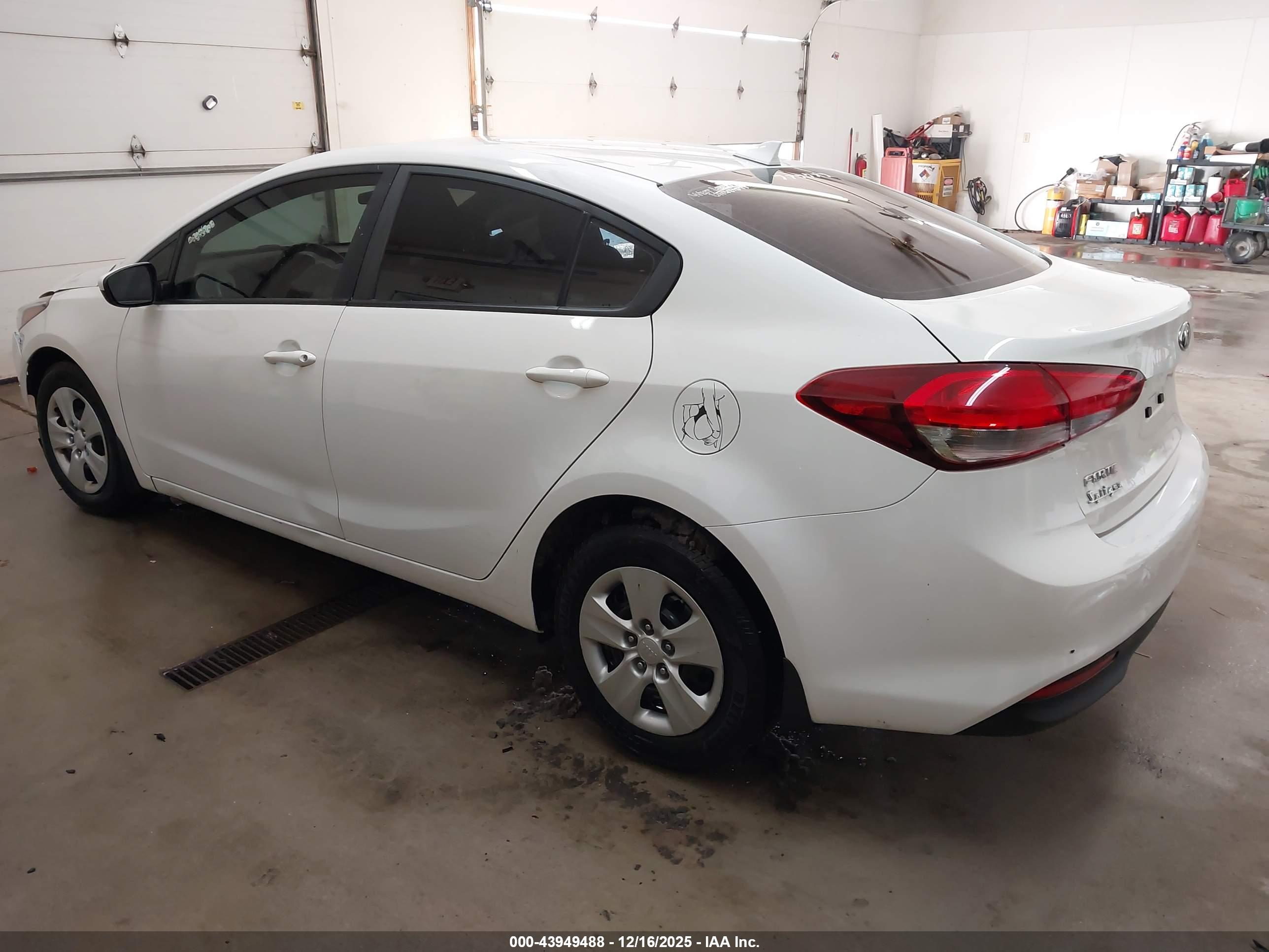 KIA FORTE image 3
