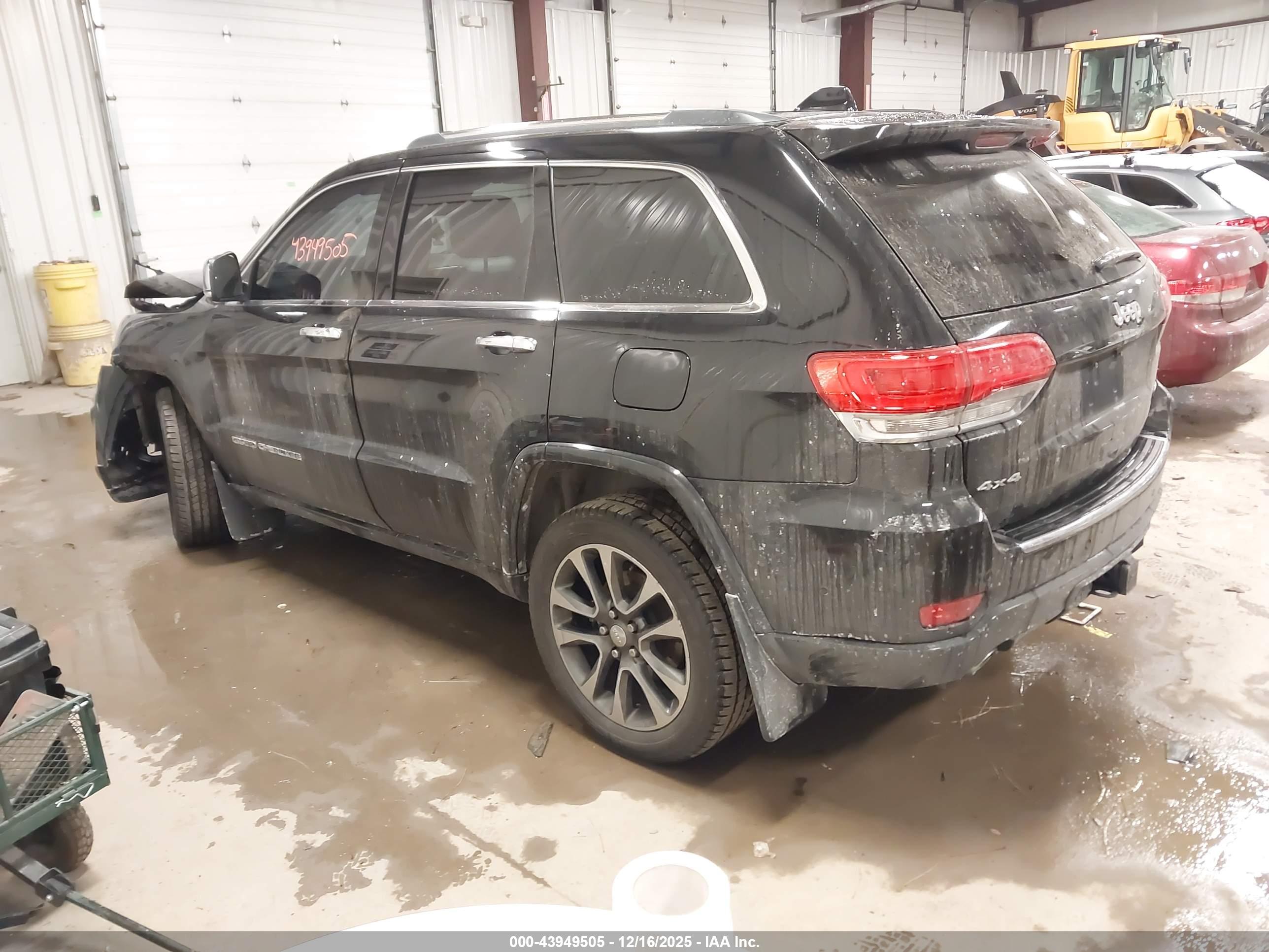 JEEP GRAND image 3