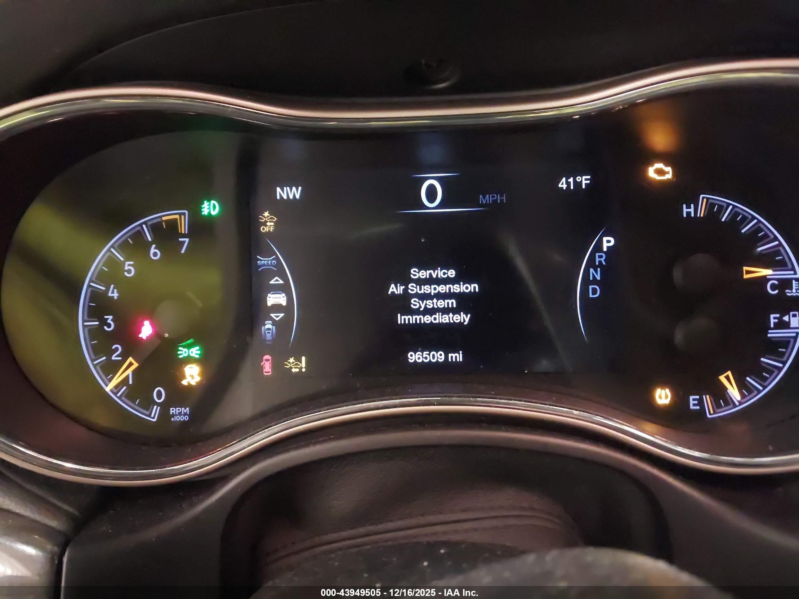 JEEP GRAND image 7