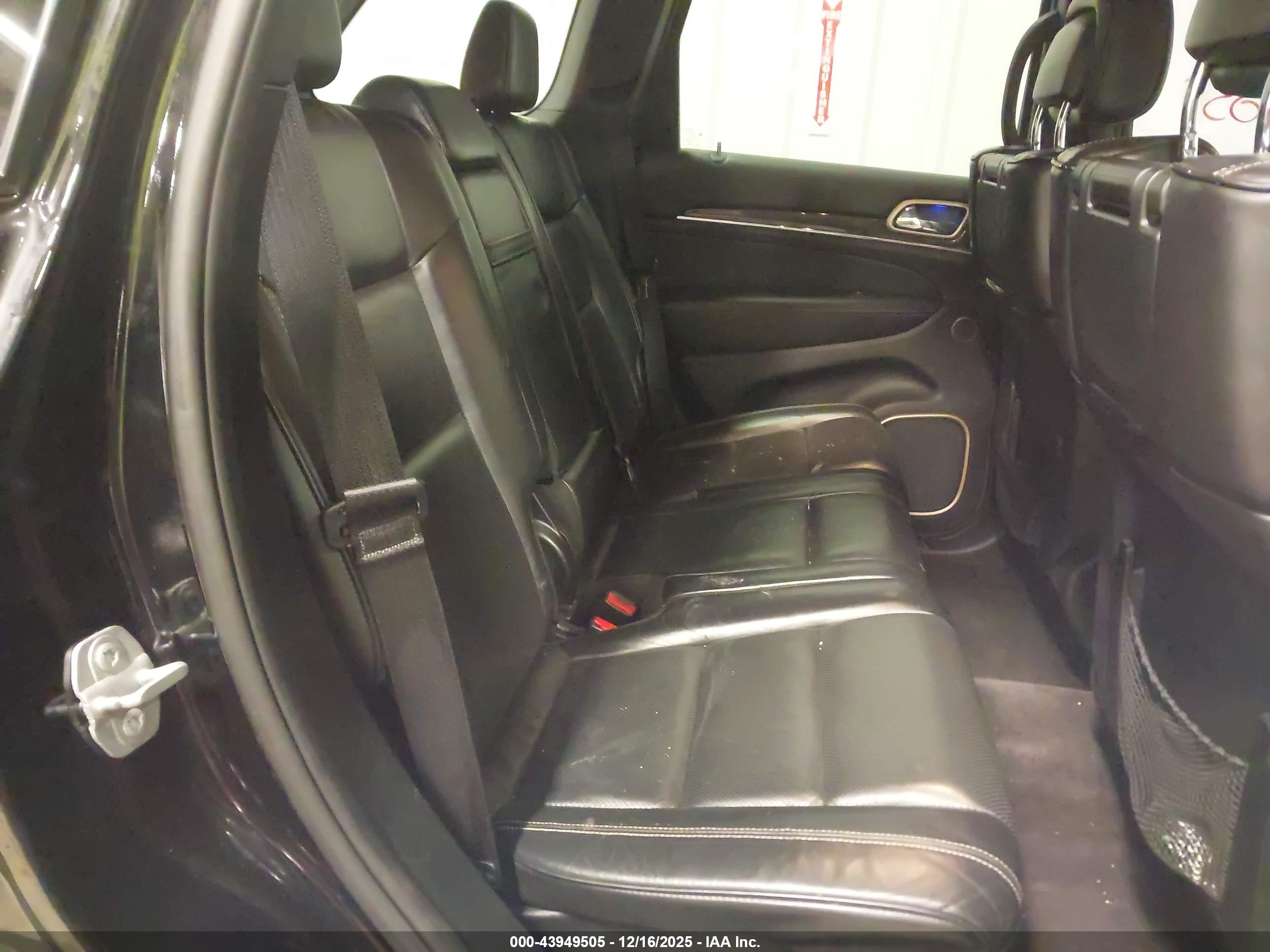 JEEP GRAND image 8