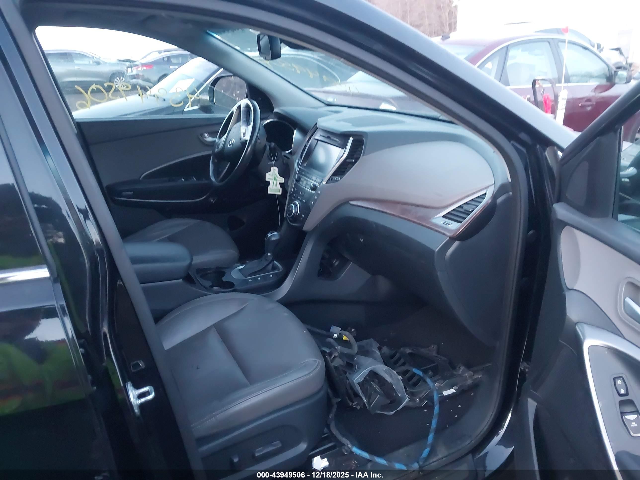 HYUNDAI SANTA image 5