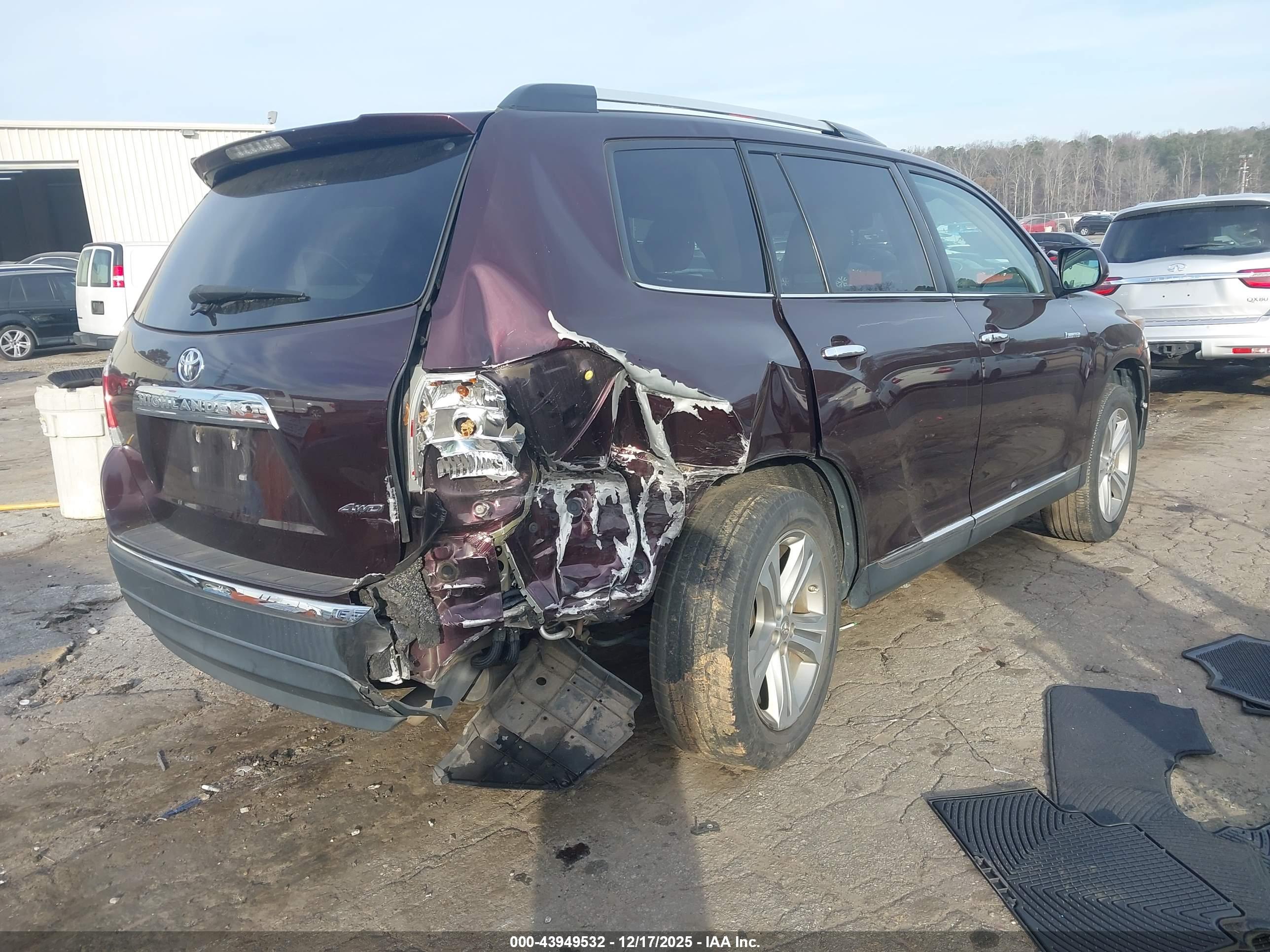 TOYOTA HIGHLANDER image 4