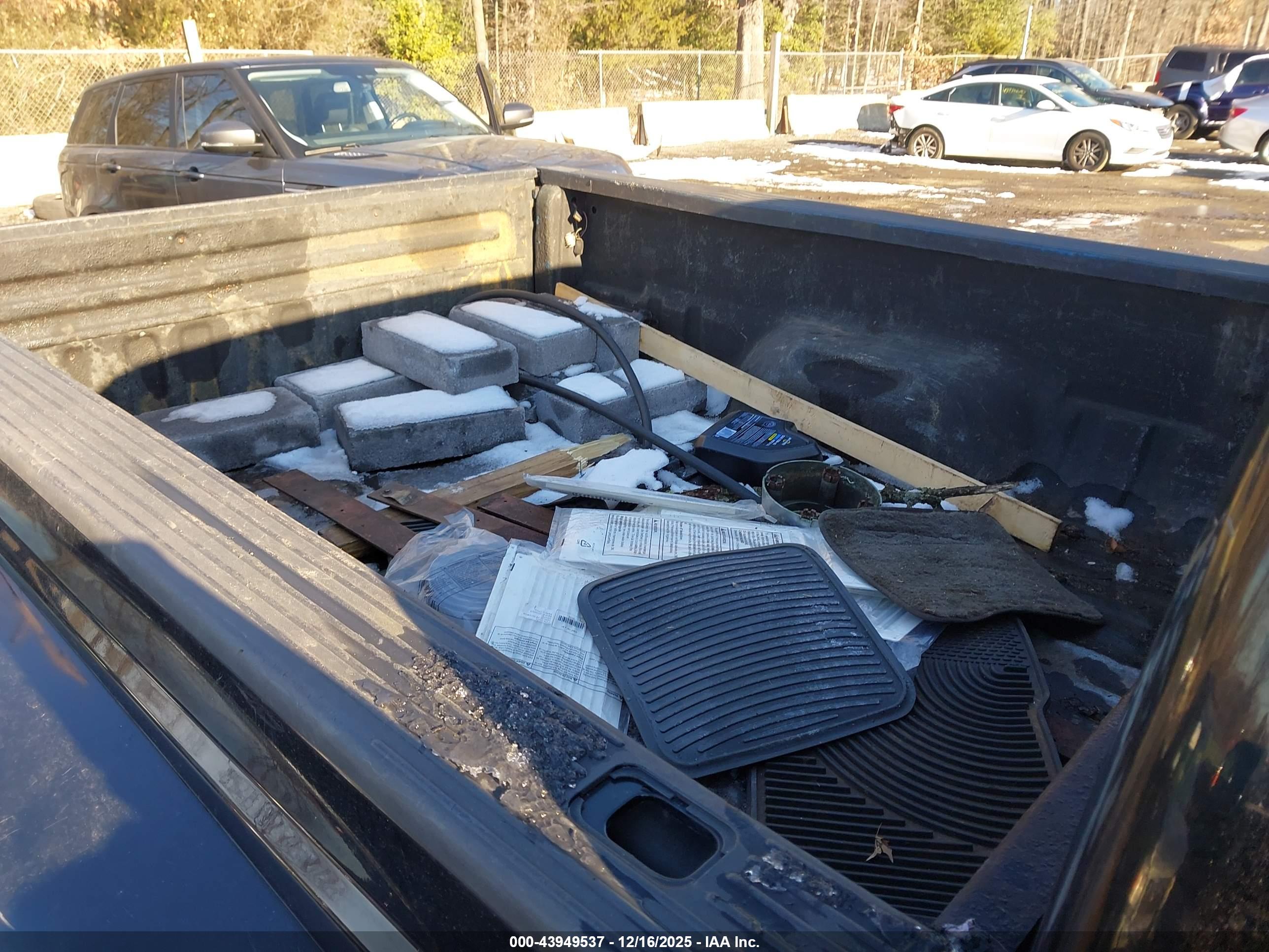 FORD F-350 image 8