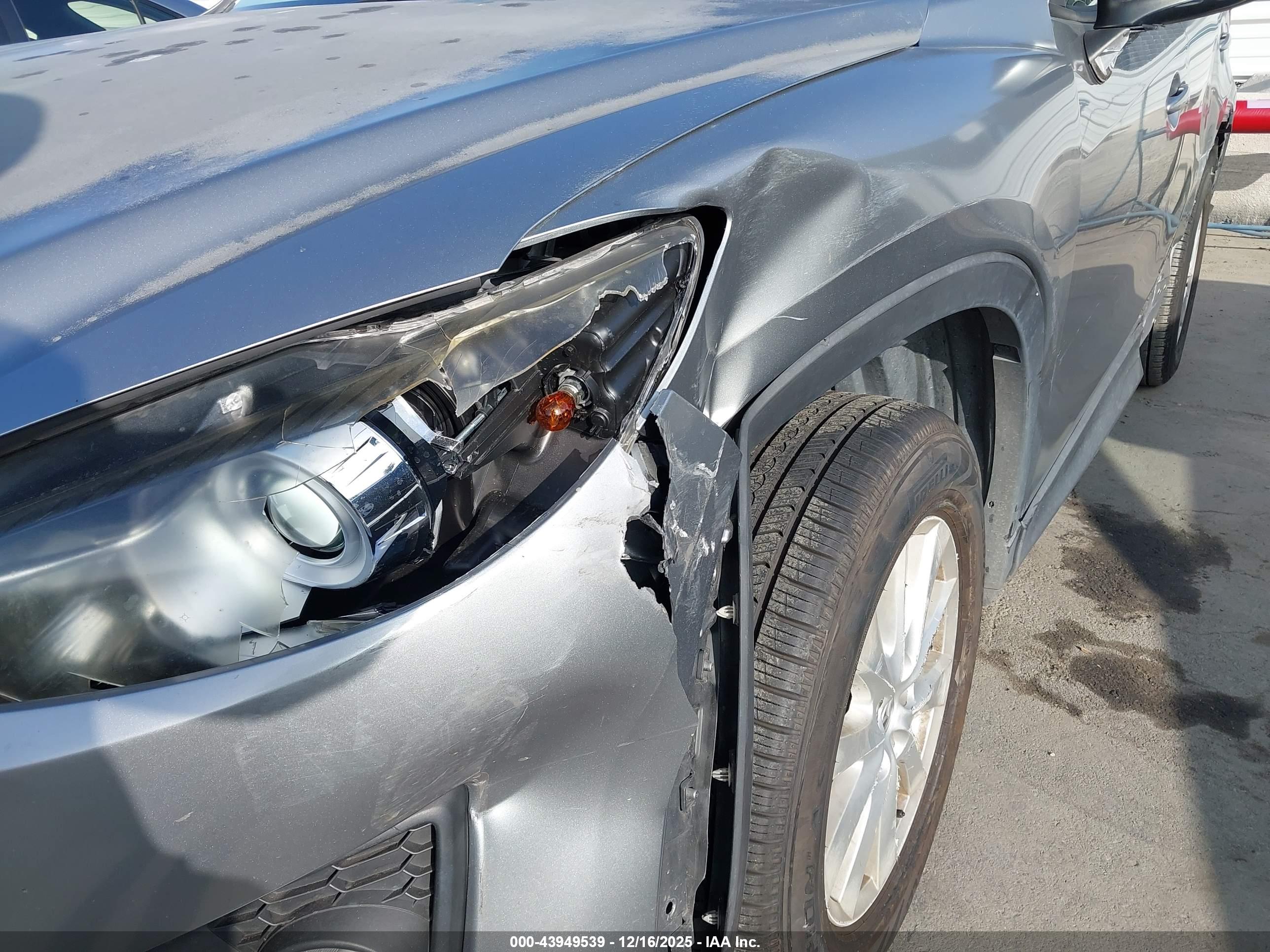 MAZDA CX-5 image 6