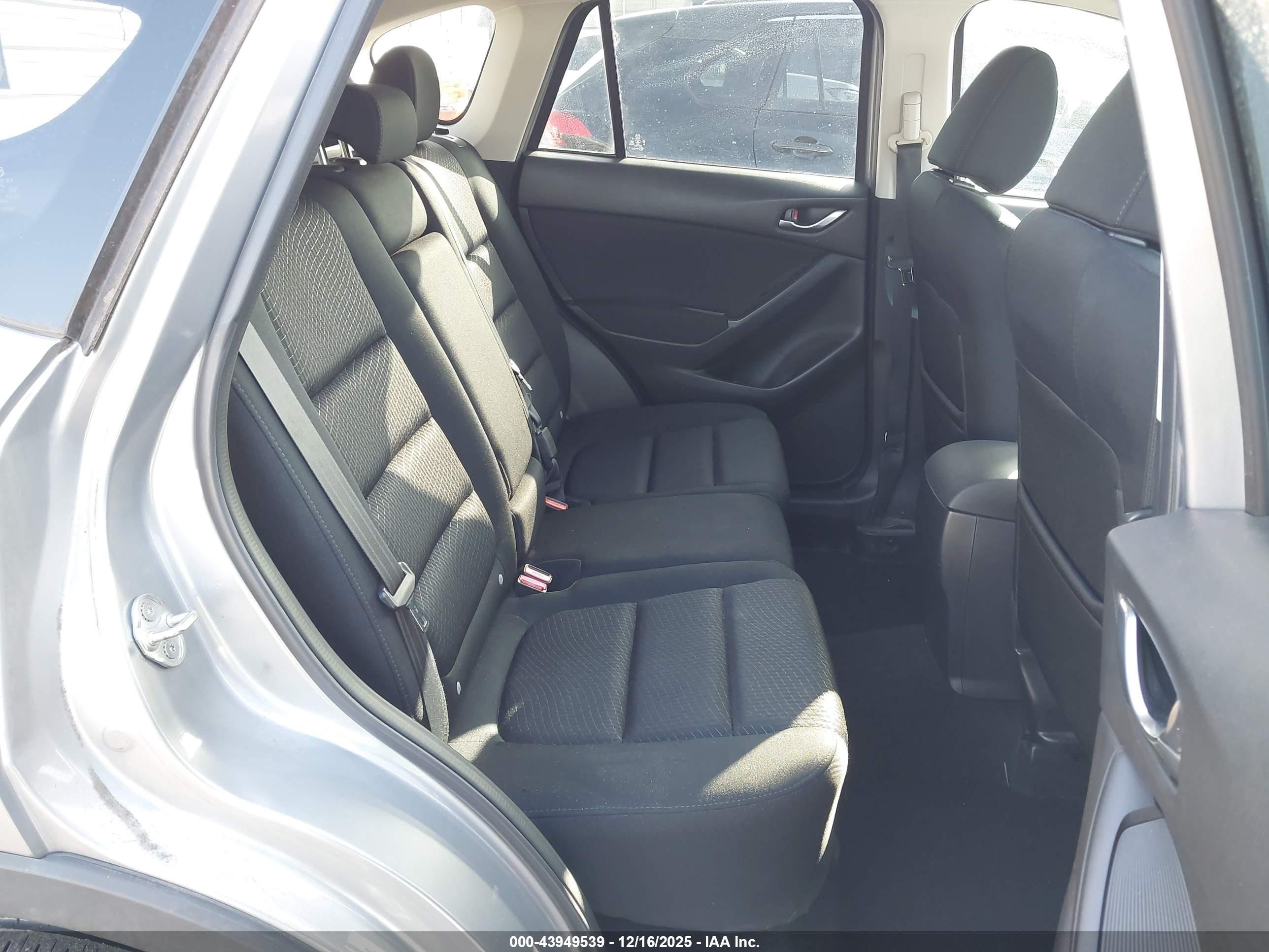 MAZDA CX-5 image 8