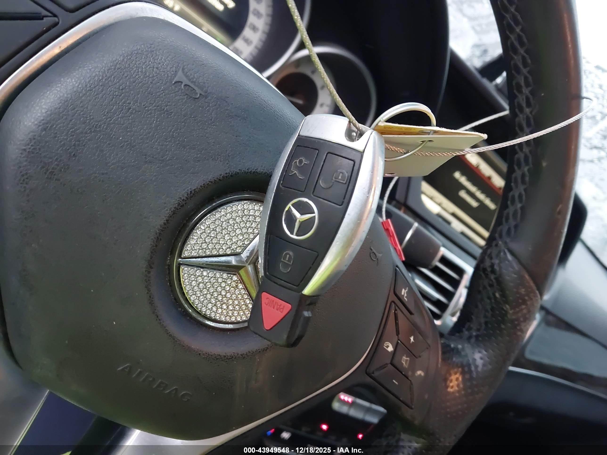MERCEDES-BENZ E image 11