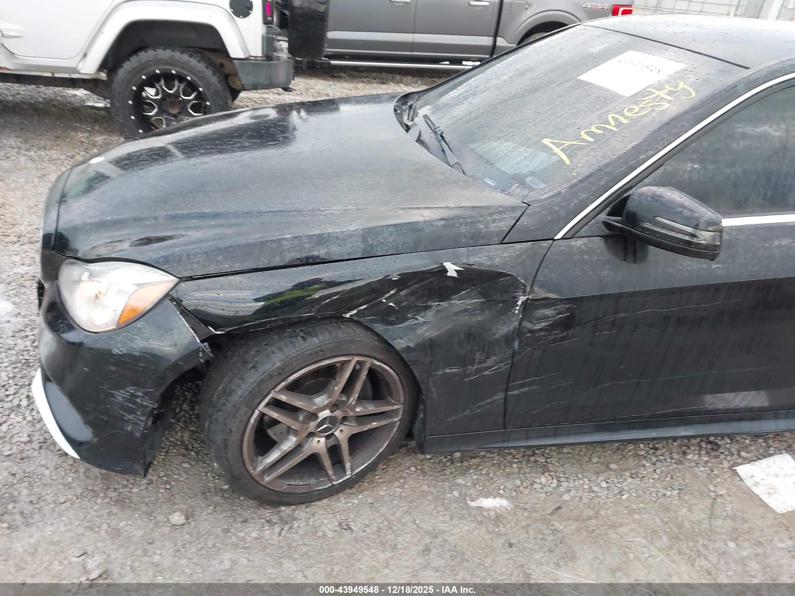 MERCEDES-BENZ E image 6