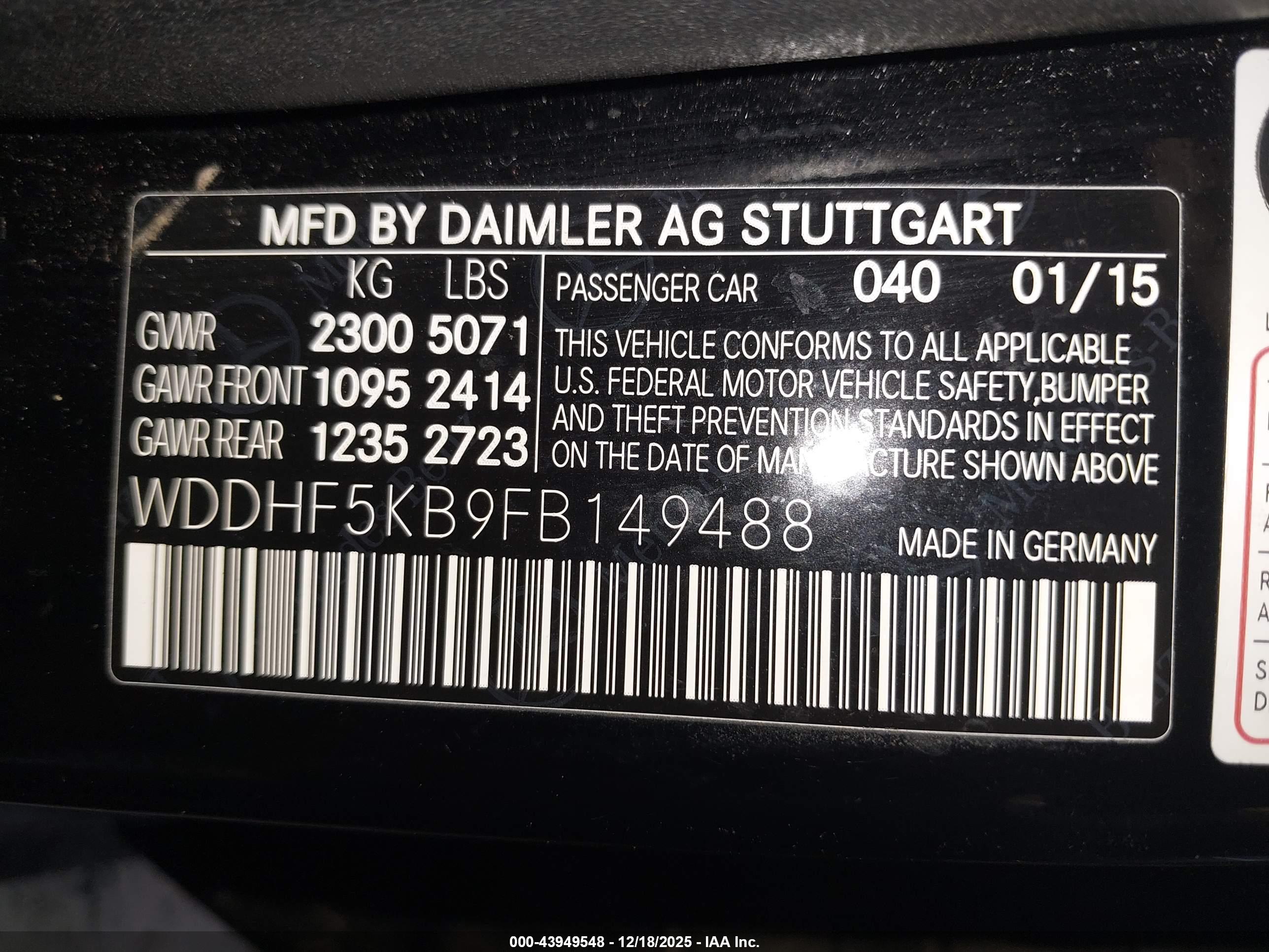 MERCEDES-BENZ E image 9