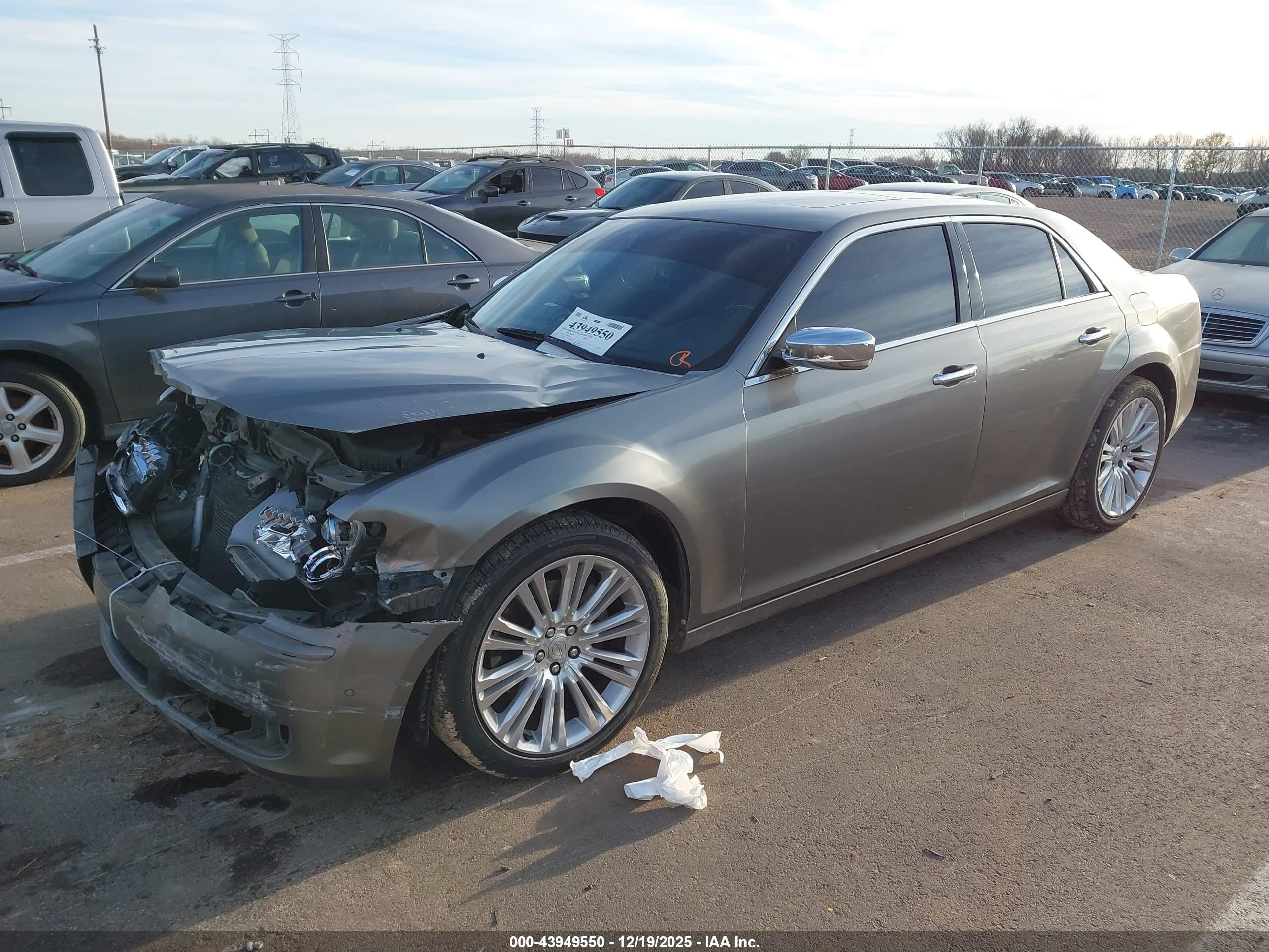 CHRYSLER 300C image 2