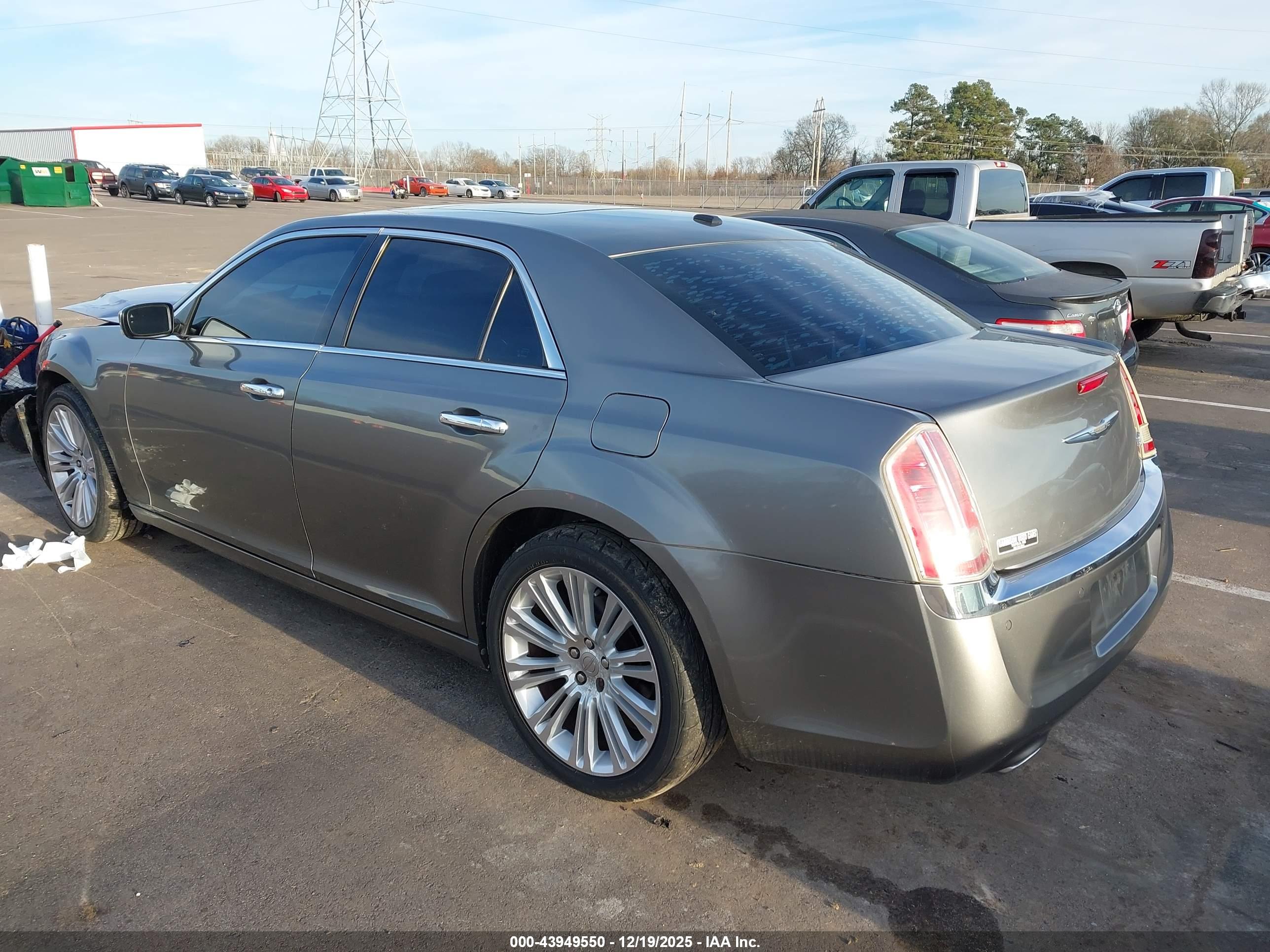 CHRYSLER 300C image 3