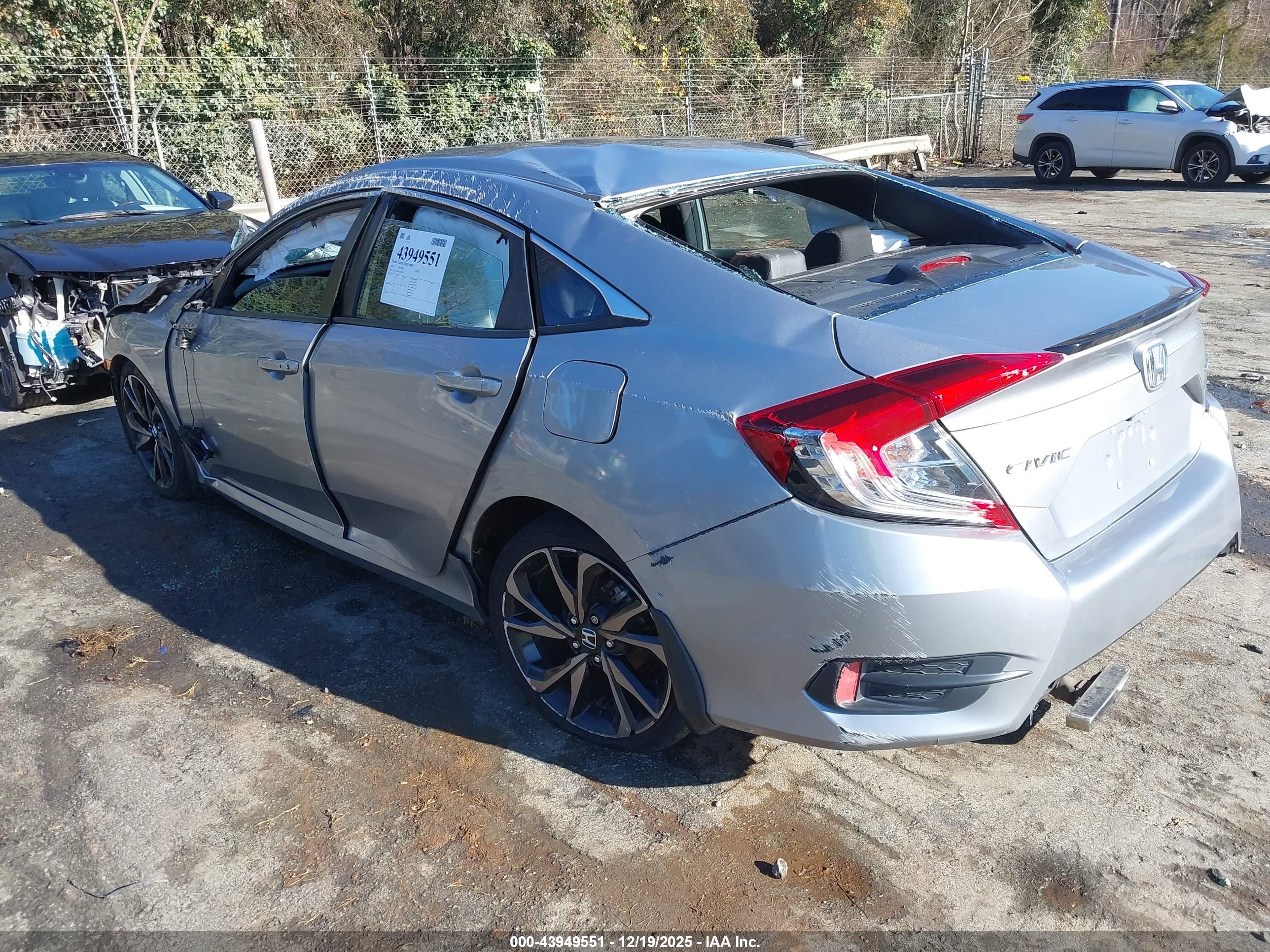 HONDA CIVIC image 3