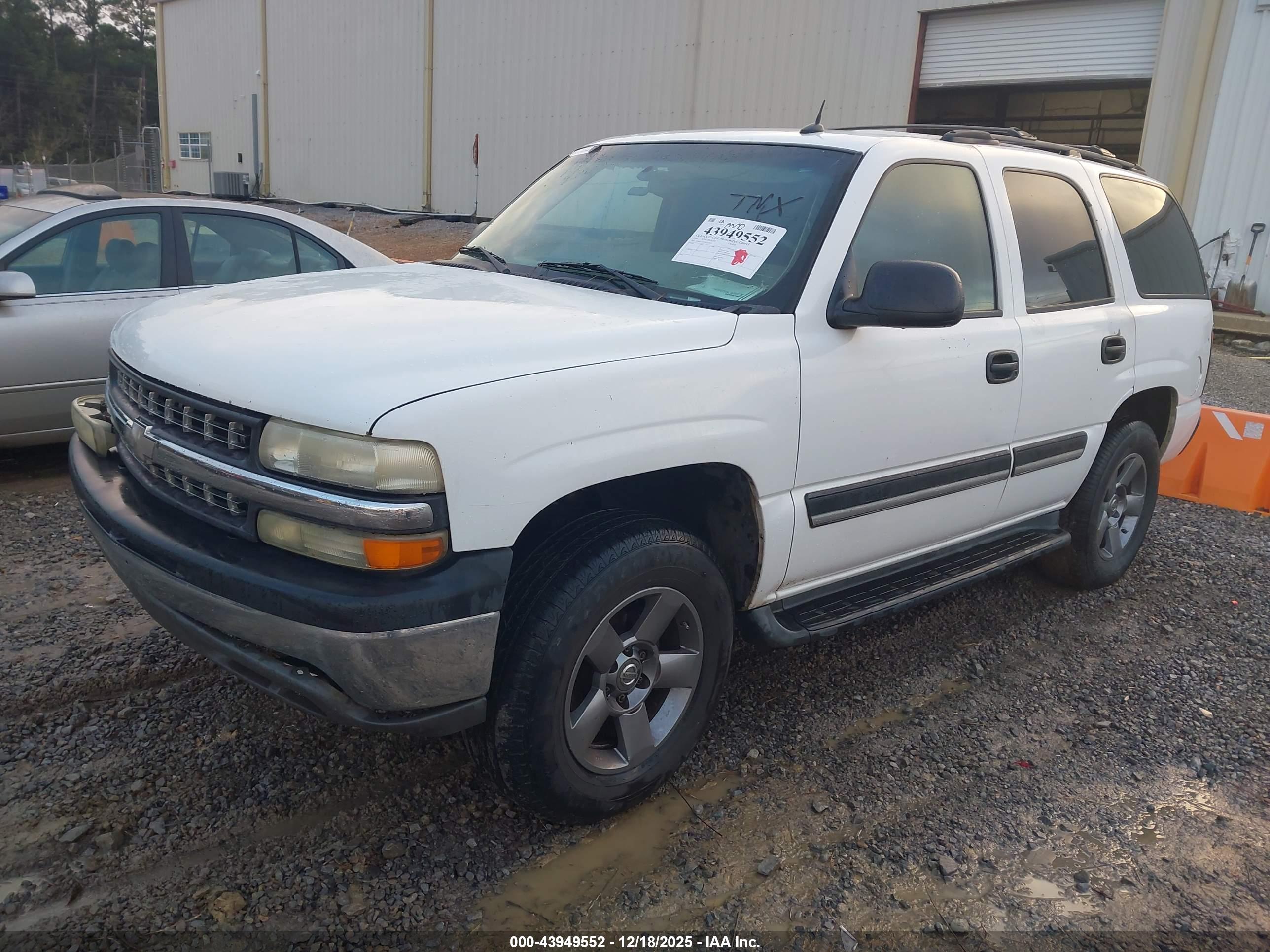 CHEVROLET TAHOE image 2