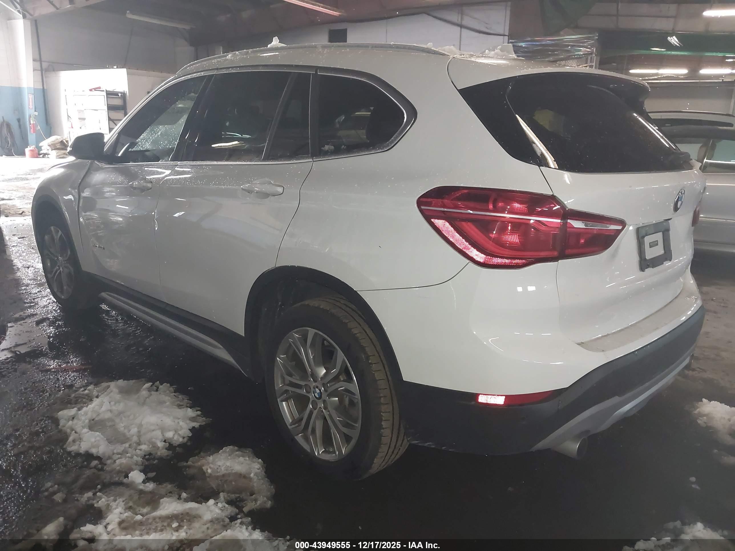 BMW X1 image 3